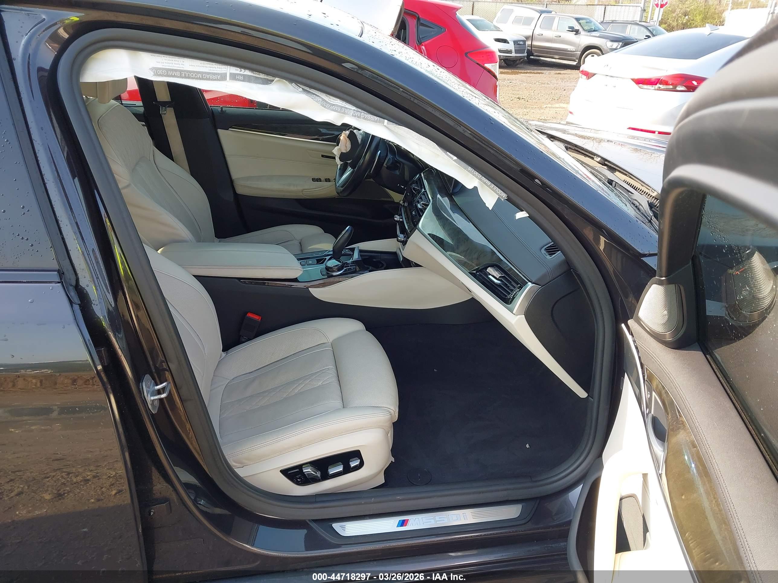 BMW M550I image 5