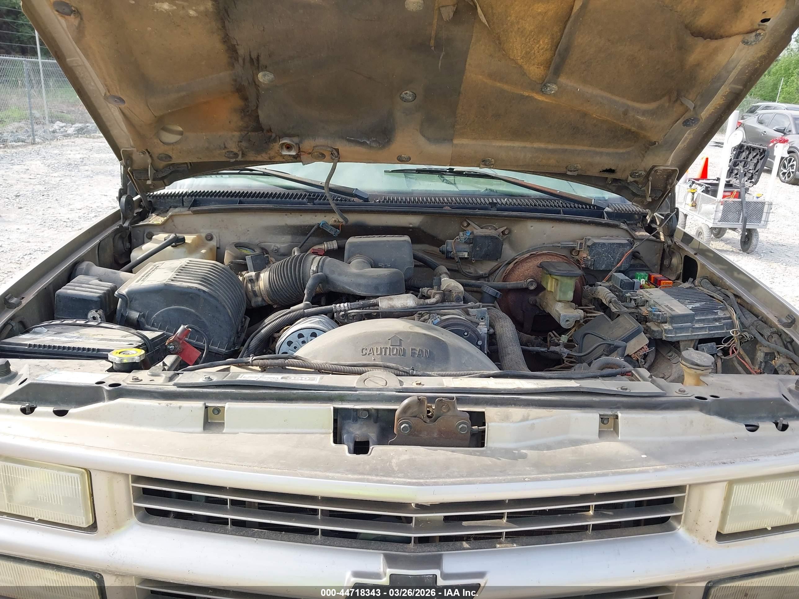 CHEVROLET TAHOE image 10