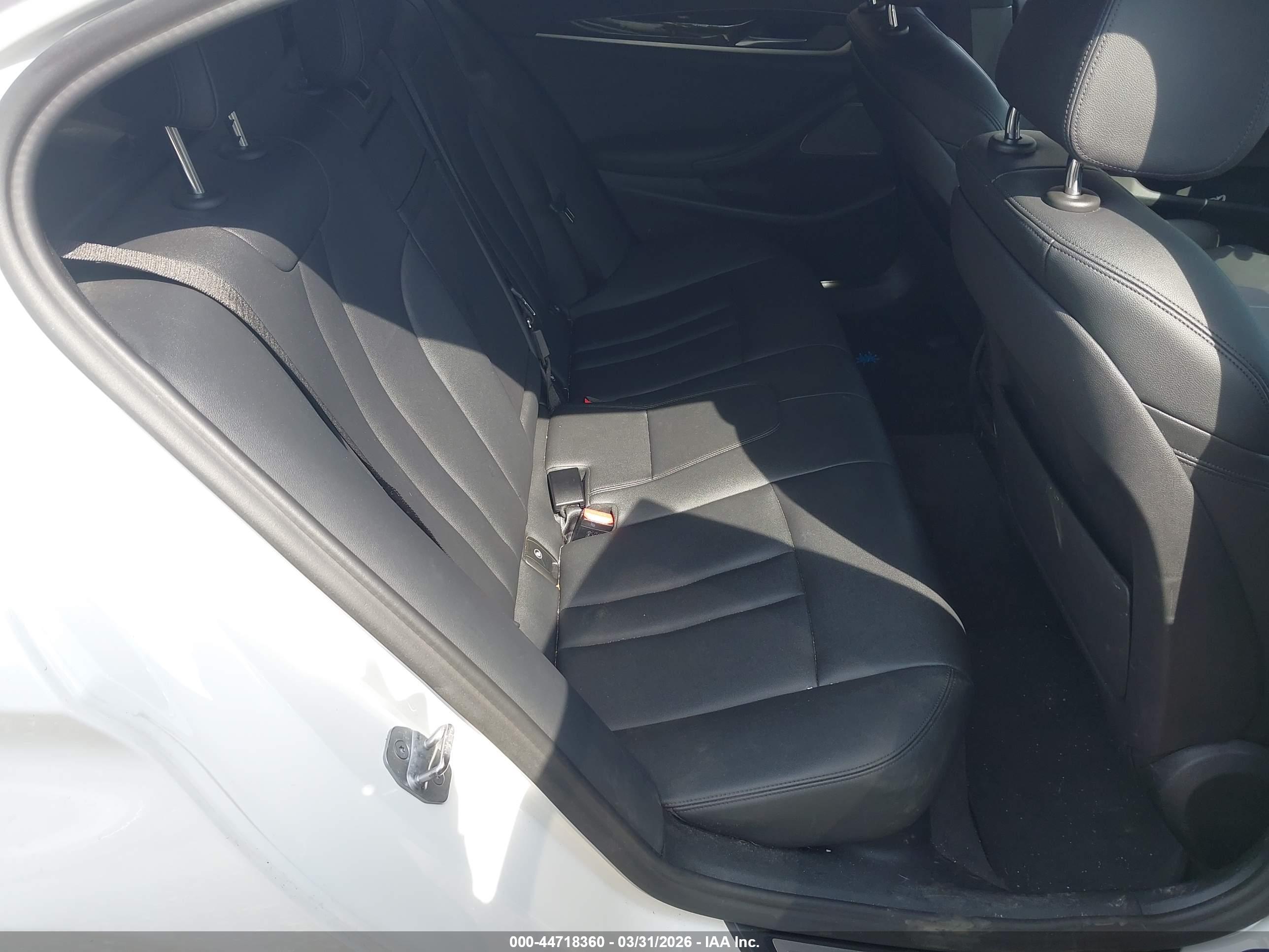 BMW 530I image 8