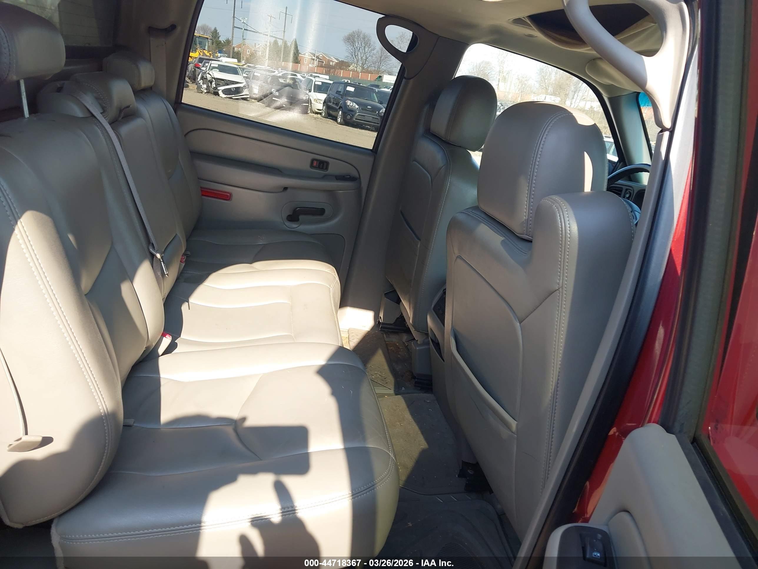 CHEVROLET AVALANCHE image 8