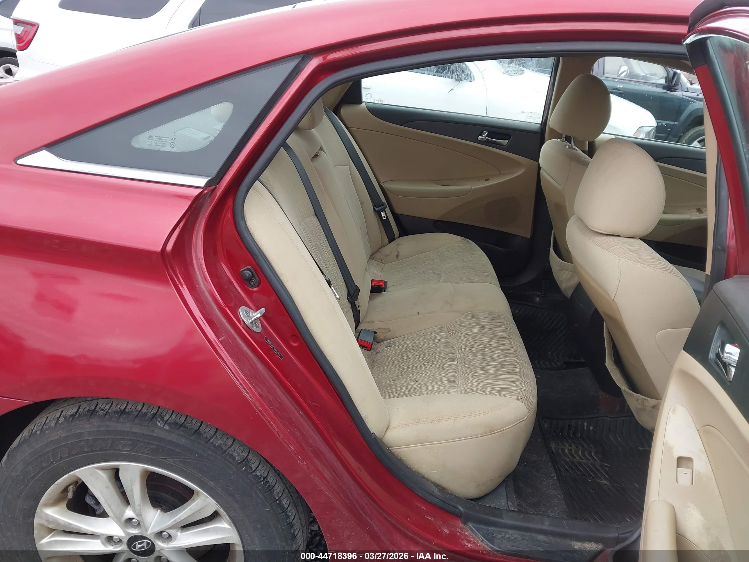HYUNDAI SONATA image 8