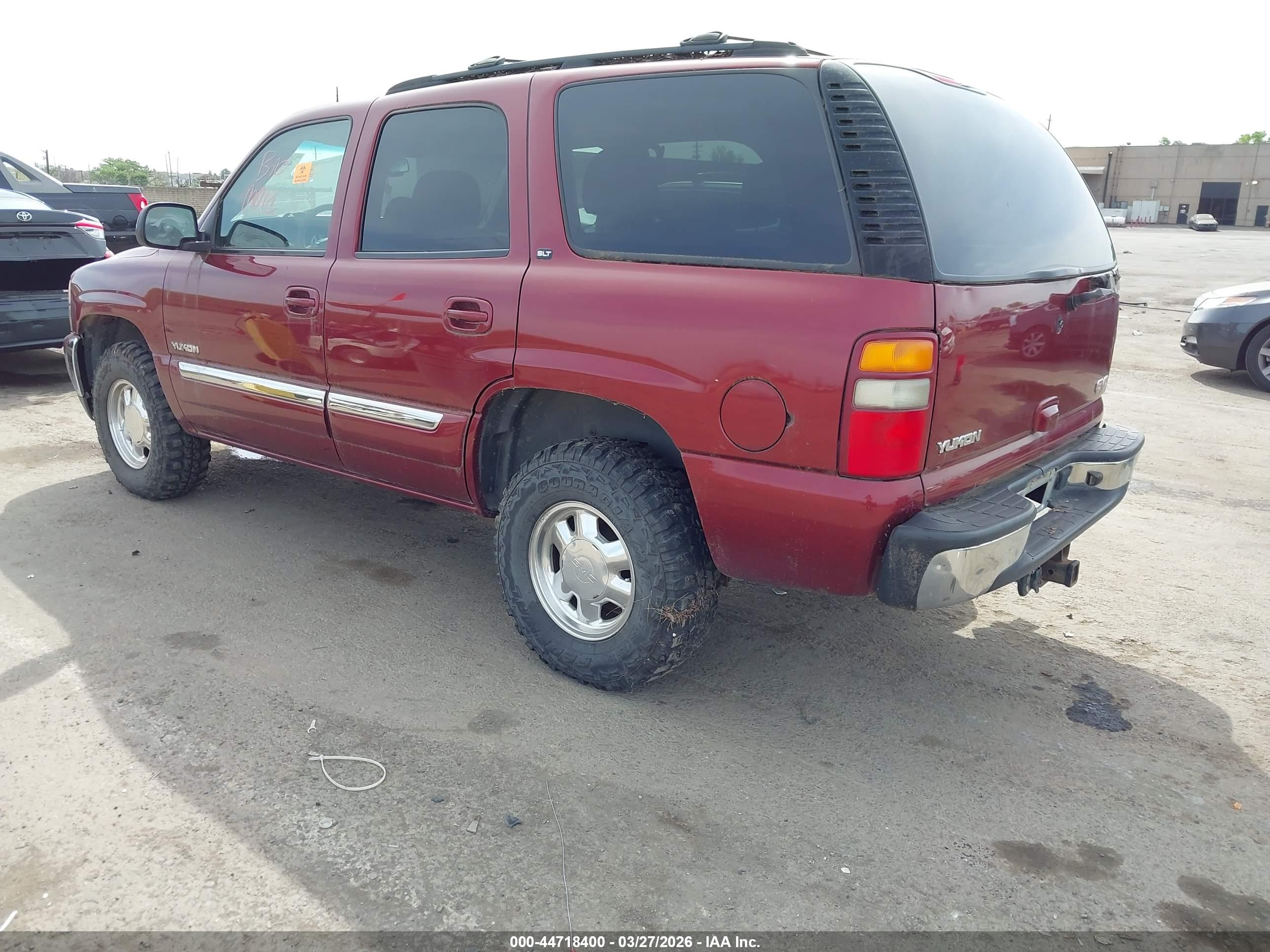 GMC YUKON image 3