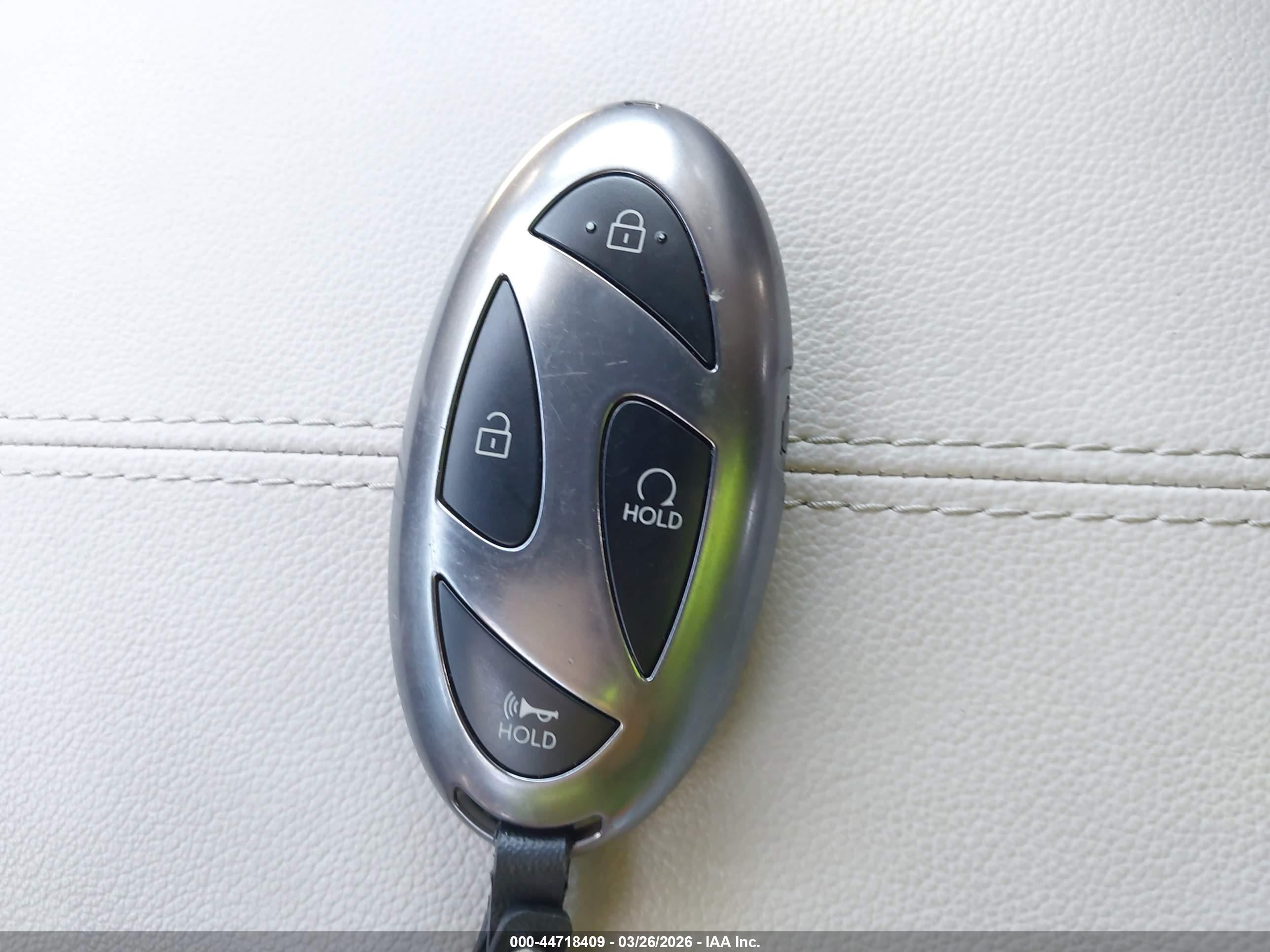 HYUNDAI TUCSON image 11