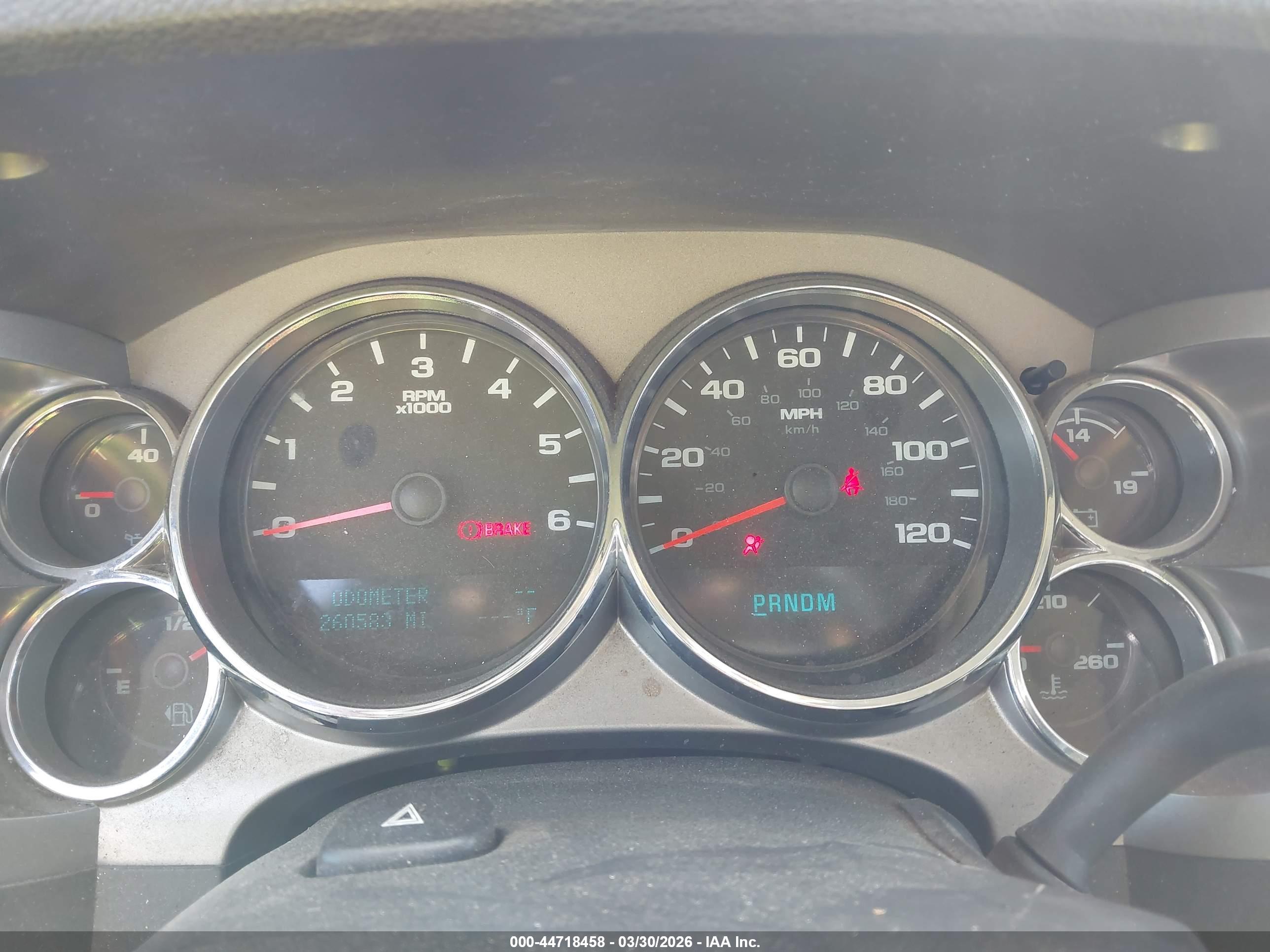 CHEVROLET SILVERADO image 7