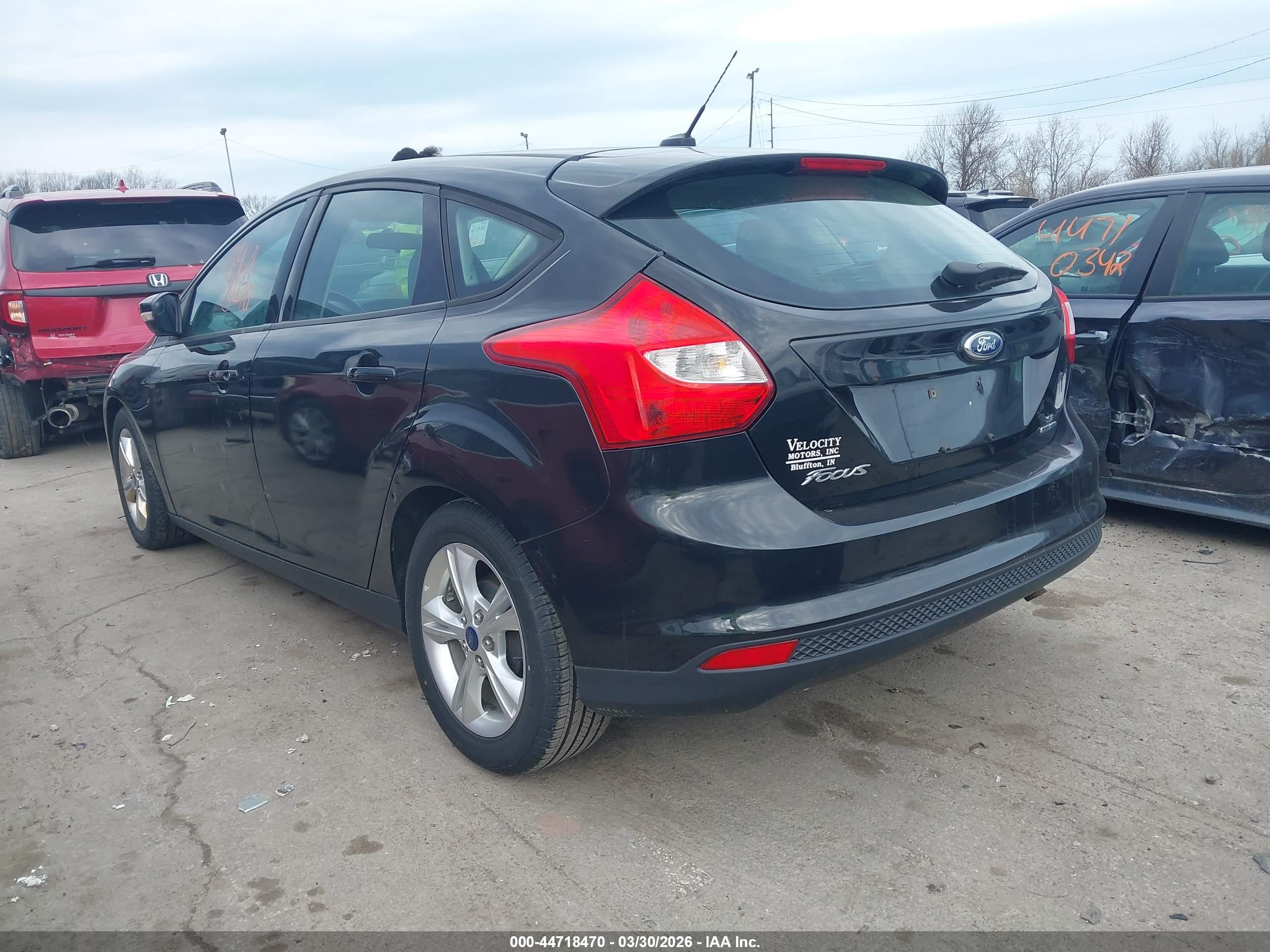 FORD FOCUS image 3