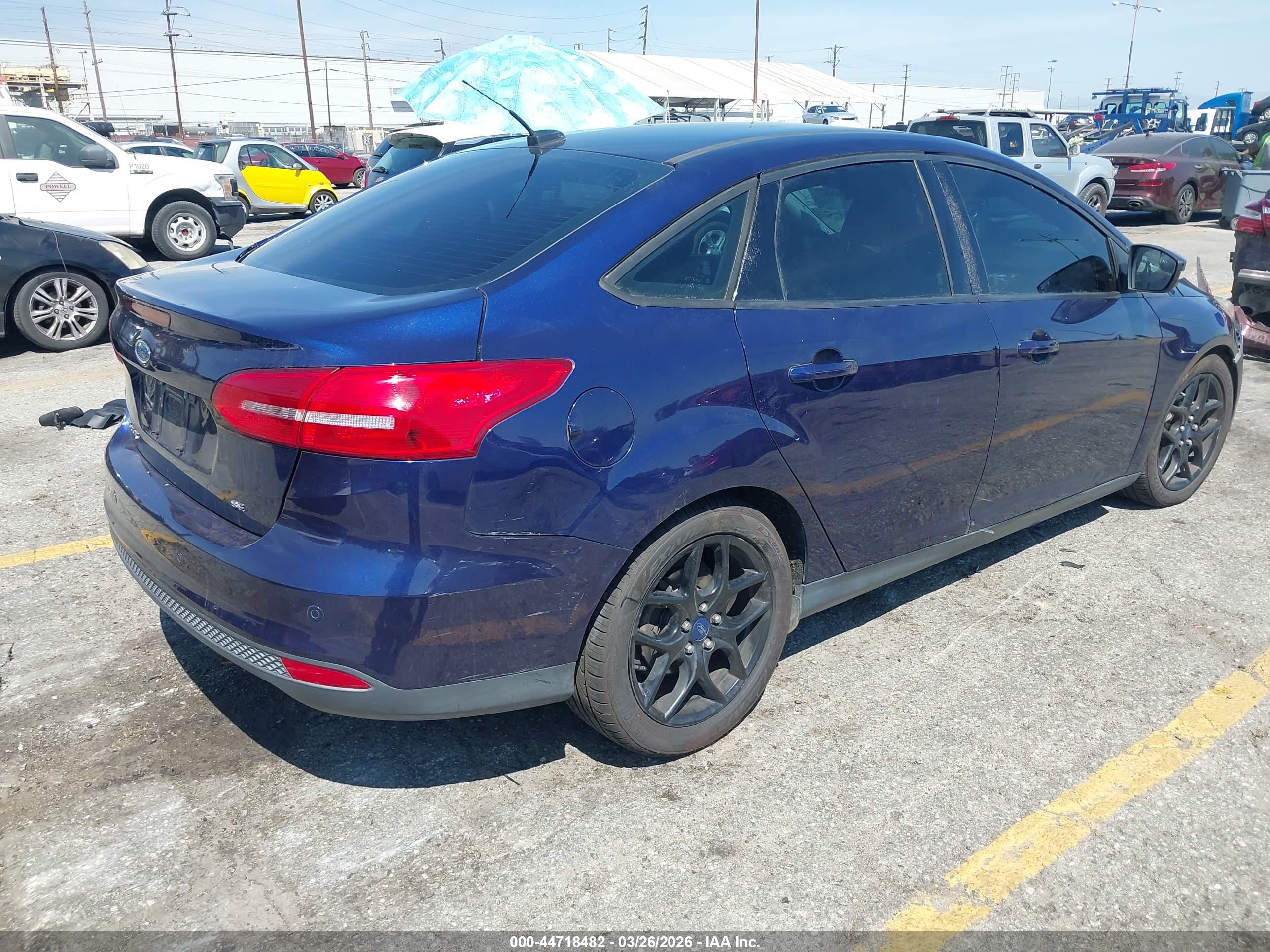 FORD FOCUS image 4