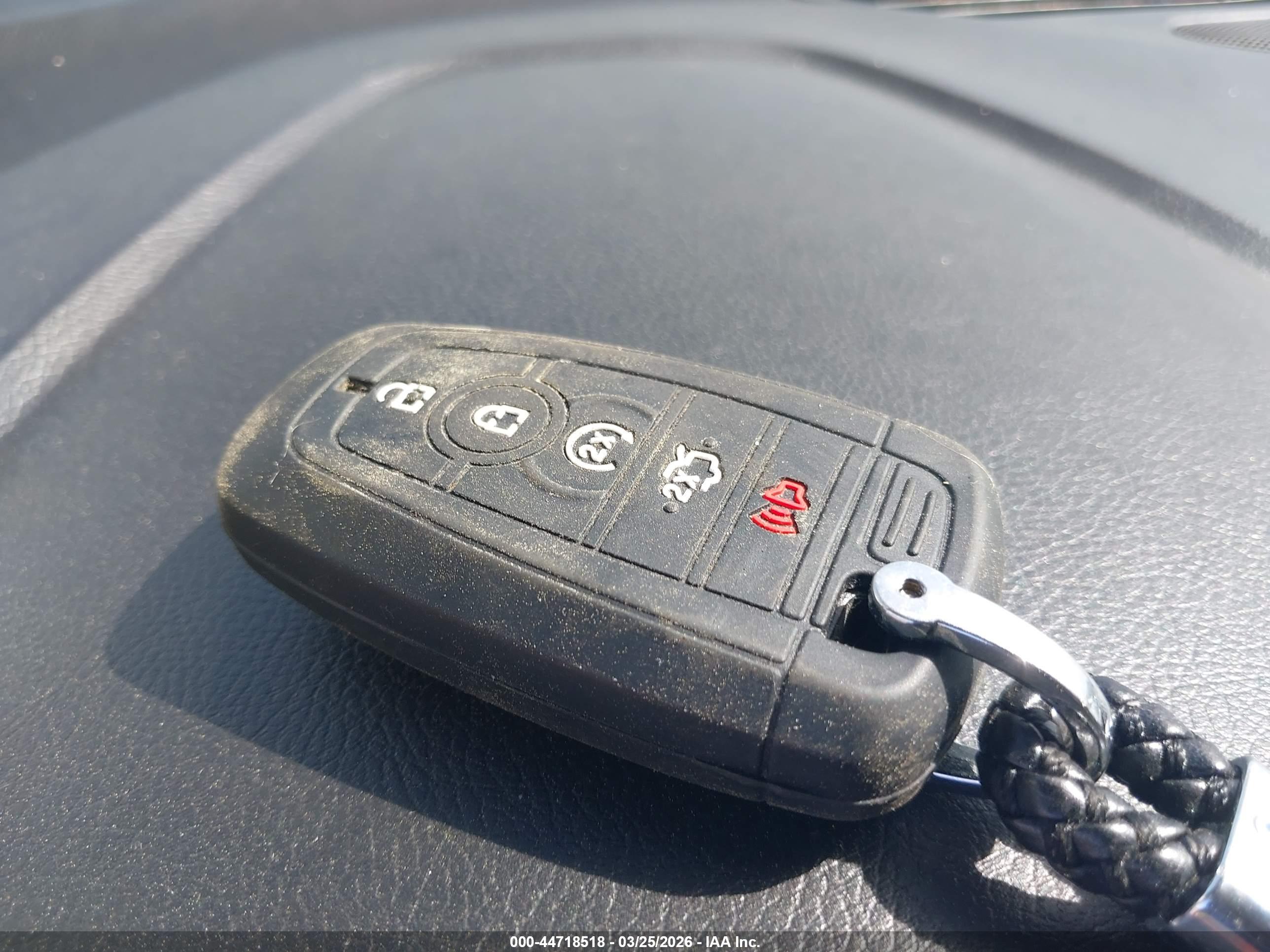 FORD FUSION image 11