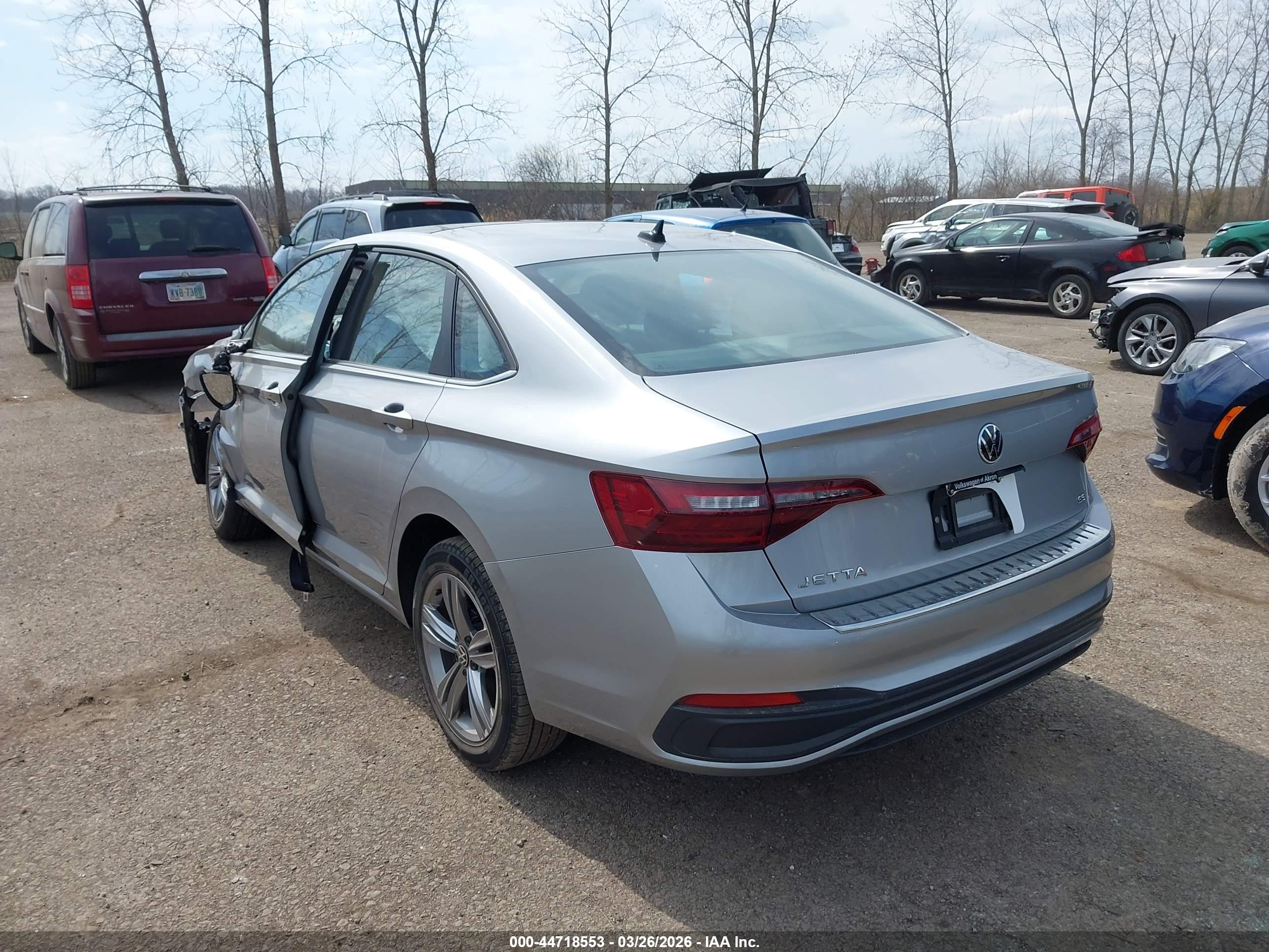 VOLKSWAGEN JETTA image 3