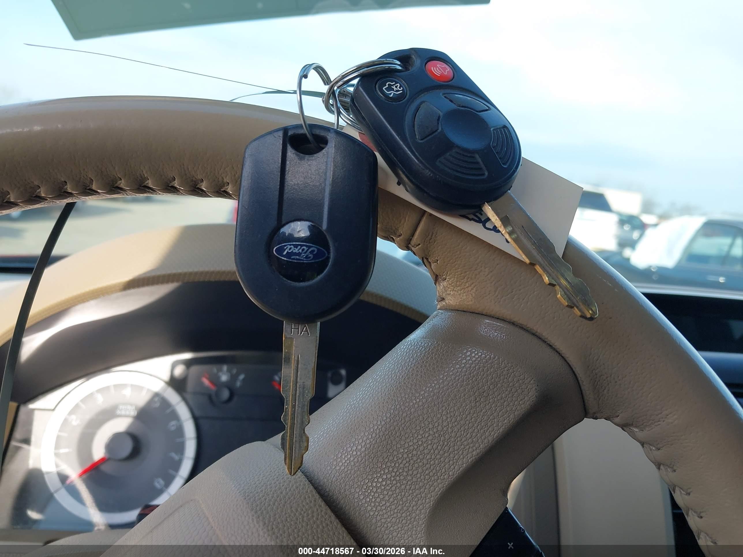 FORD ESCAPE image 11