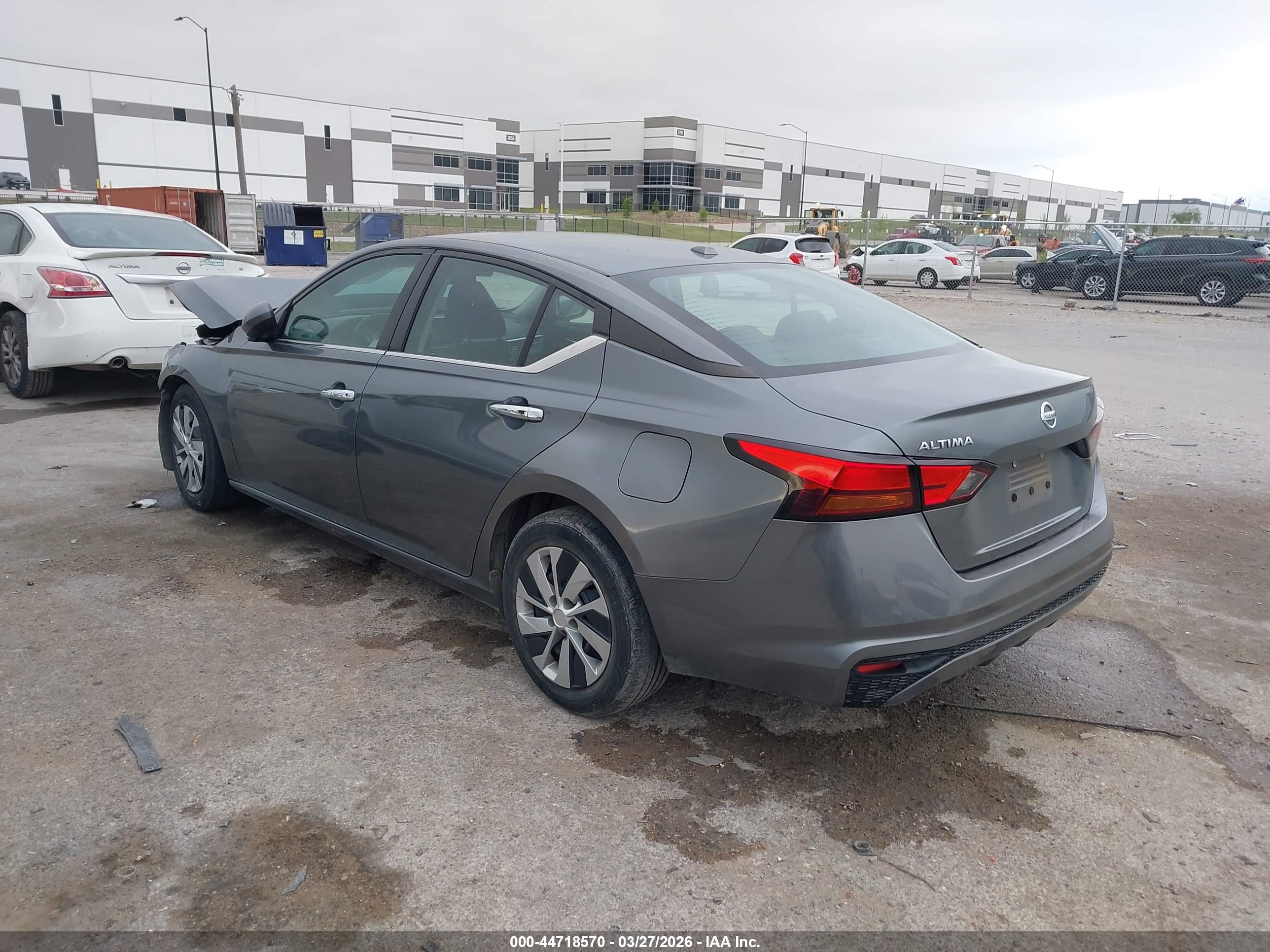 NISSAN ALTIMA image 3