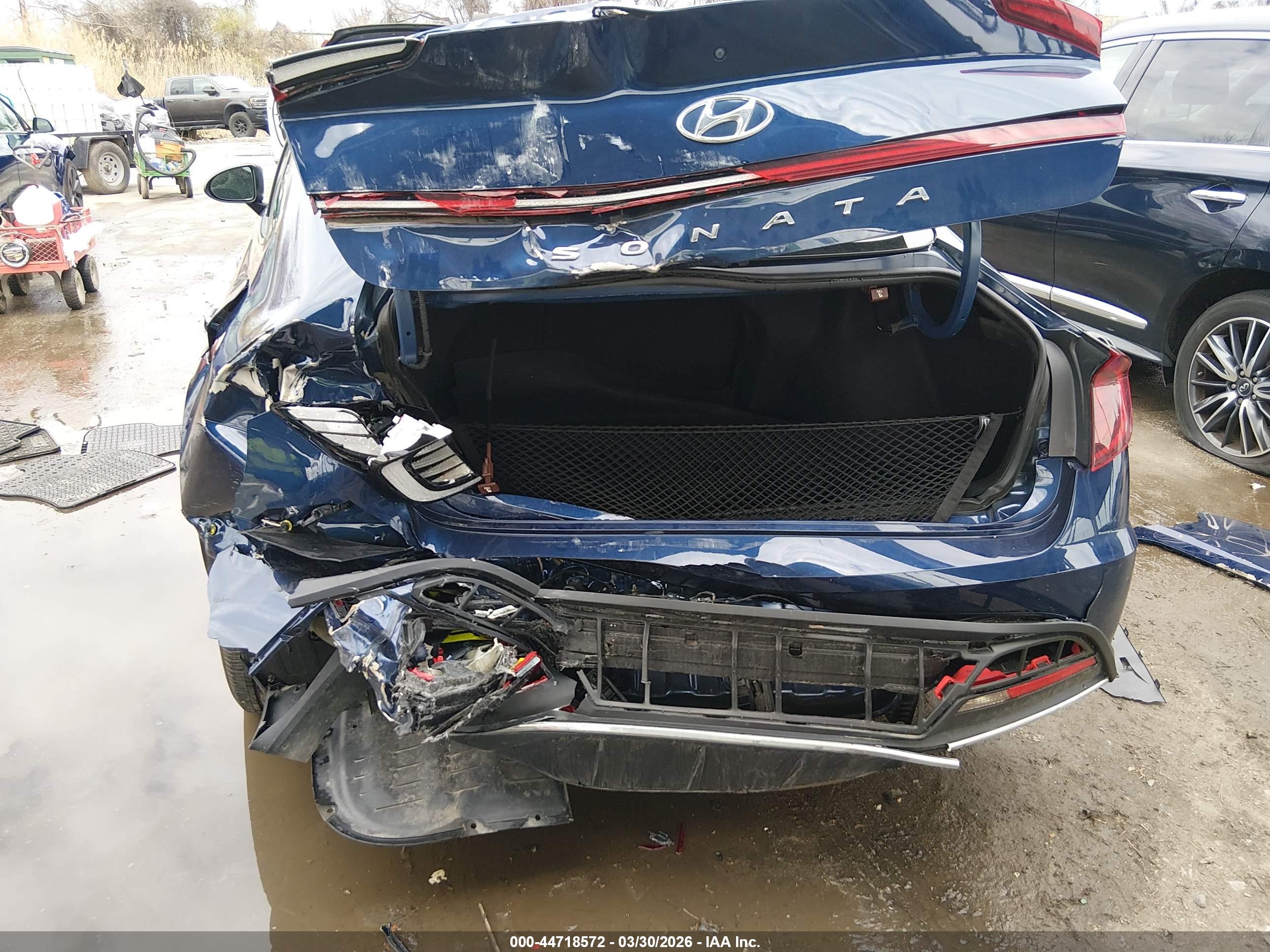 HYUNDAI SONATA image 6