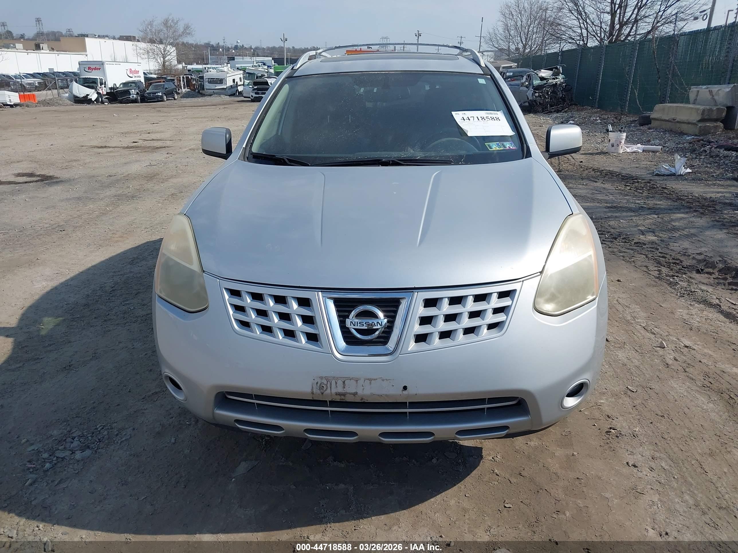 NISSAN ROGUE image 6