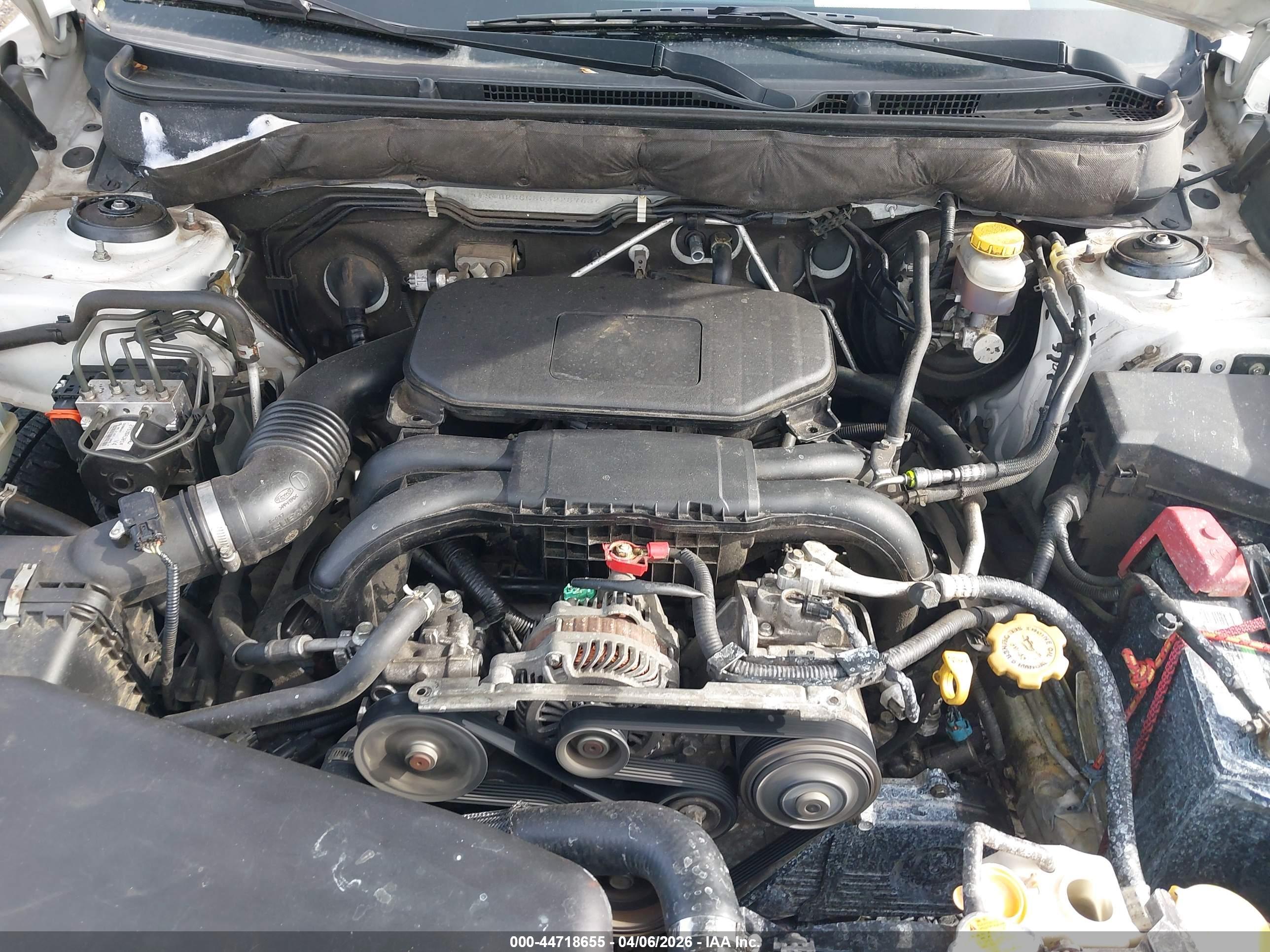 SUBARU OUTBACK image 10
