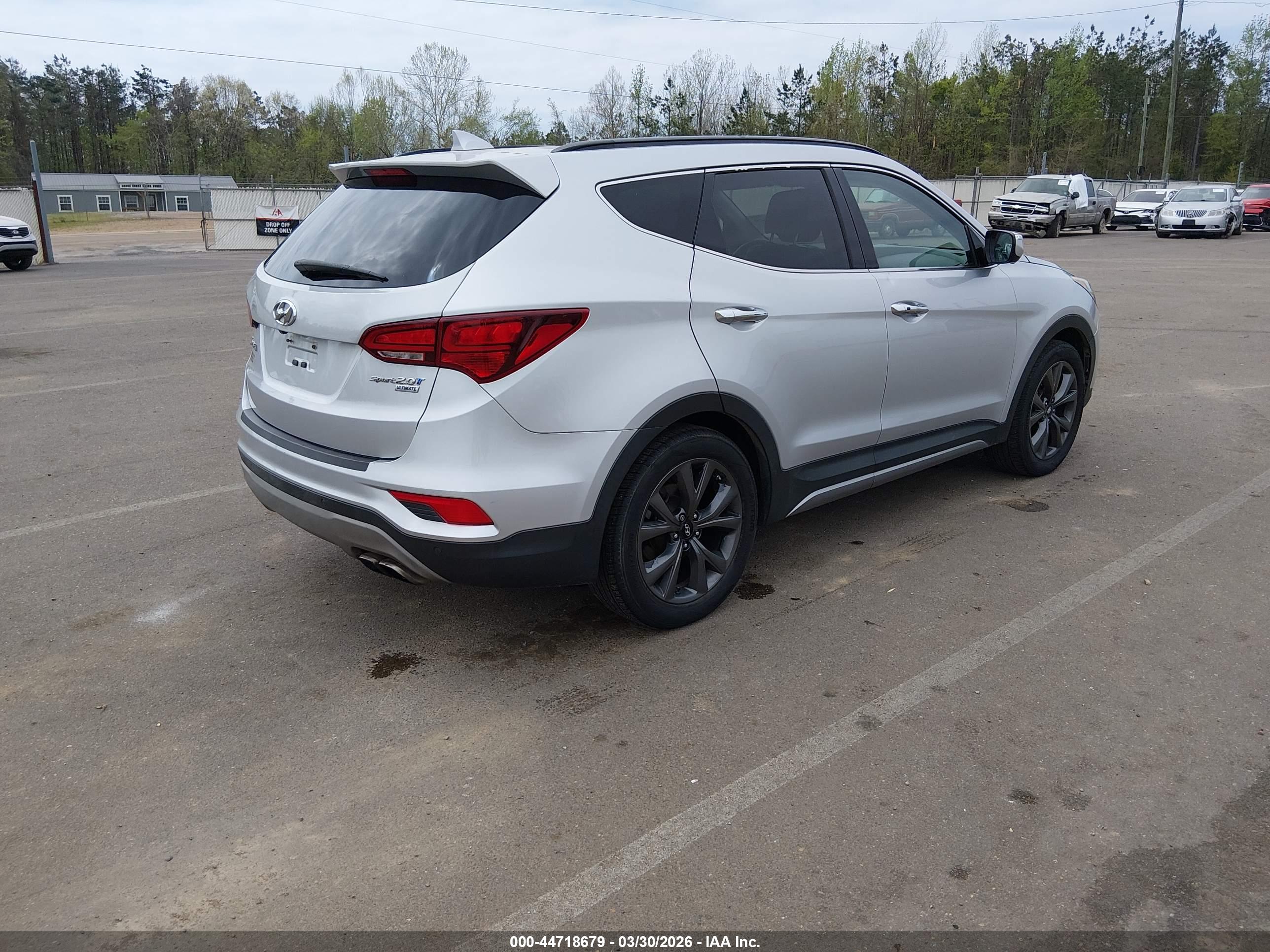 HYUNDAI SANTA image 4