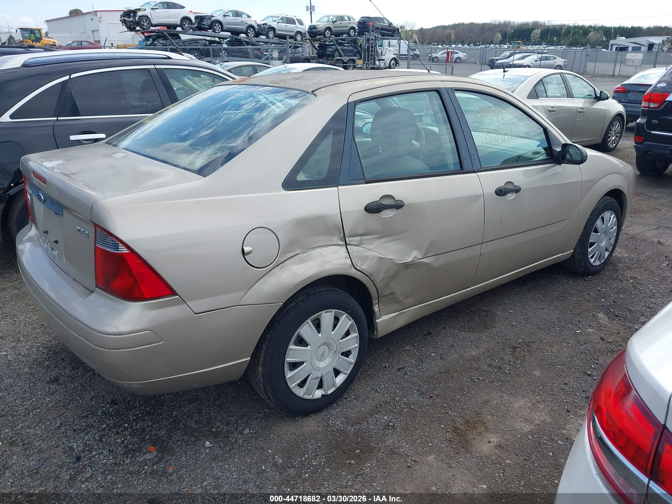 FORD FOCUS image 4