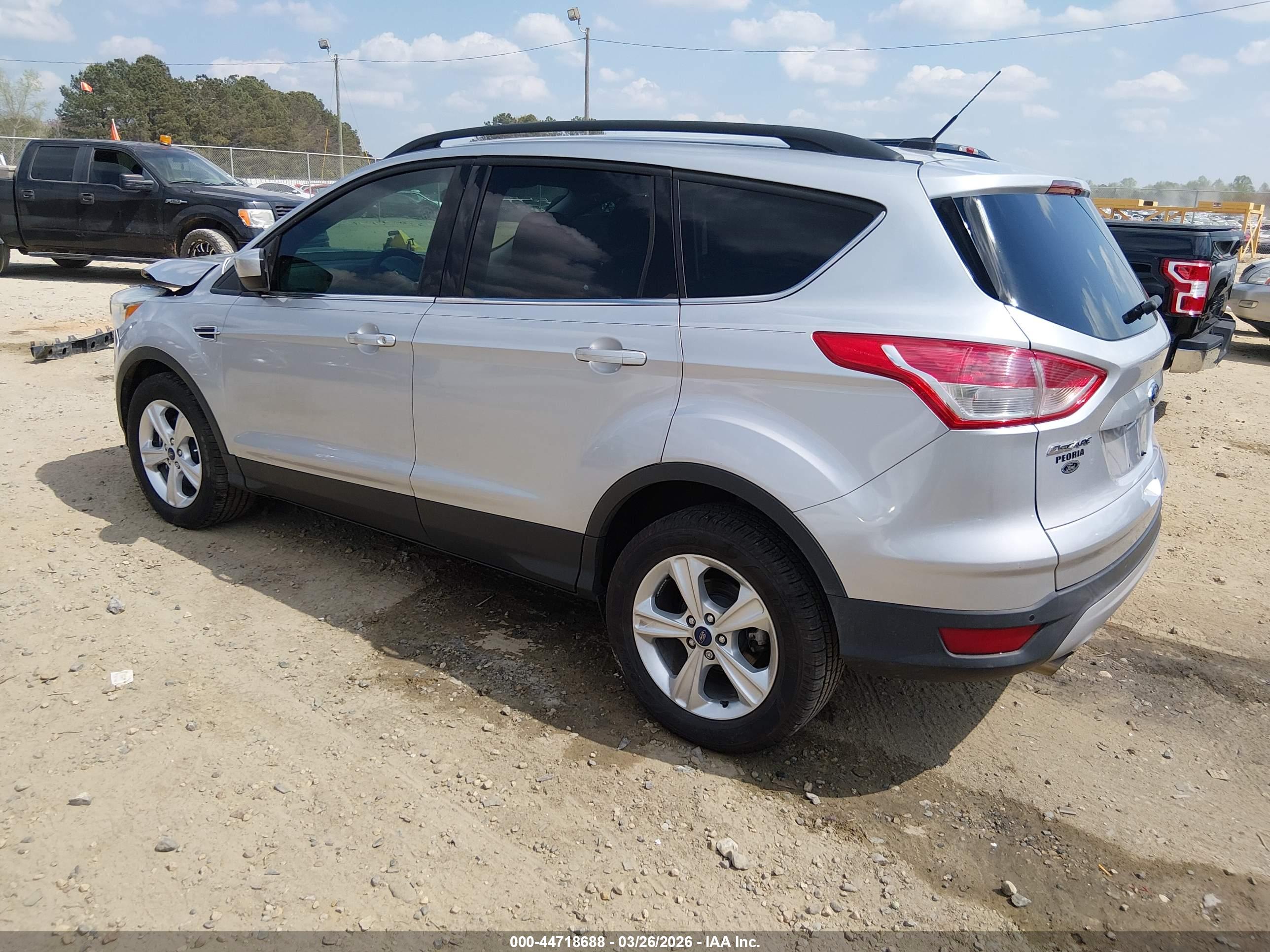 FORD ESCAPE image 3