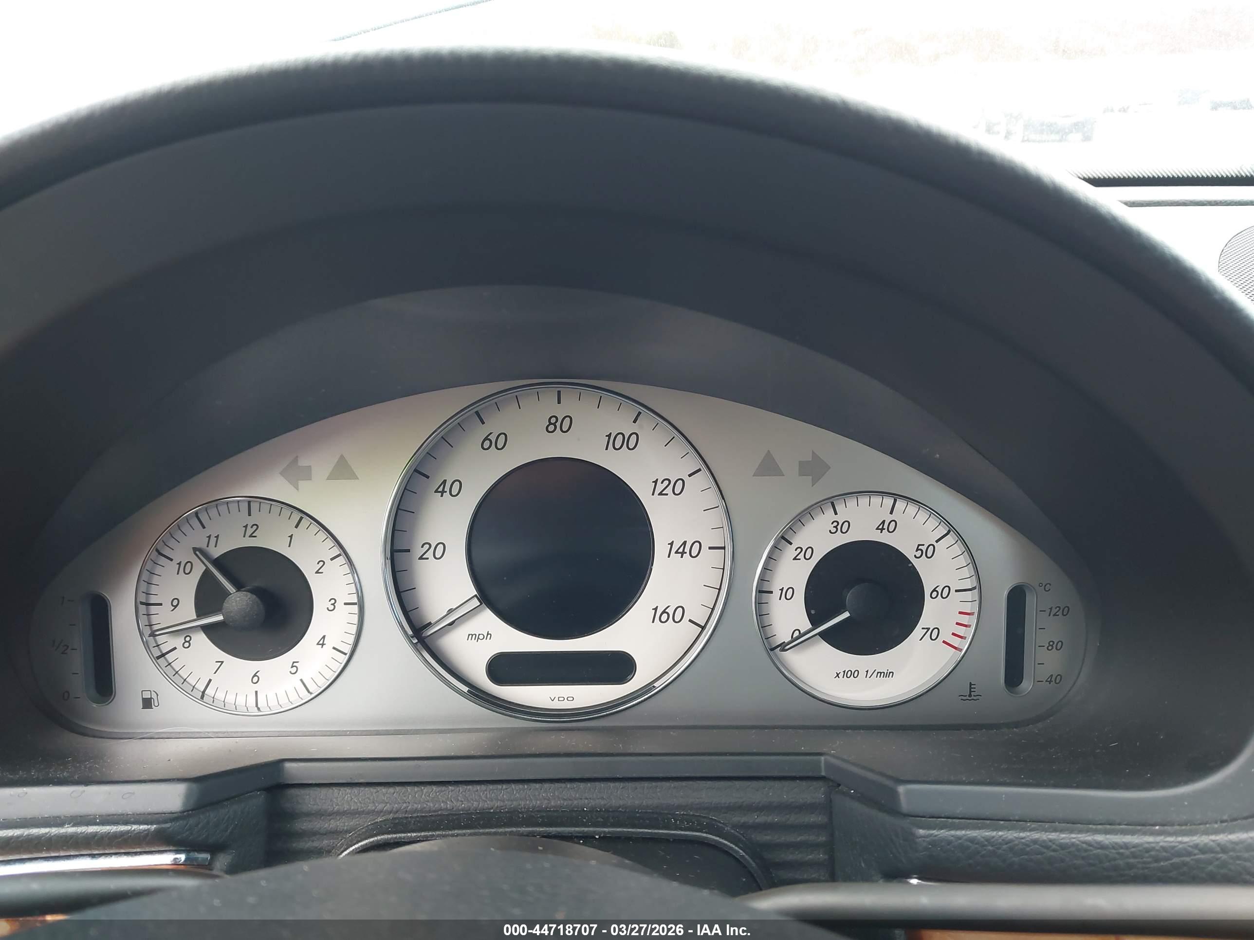 MERCEDES-BENZ E image 7