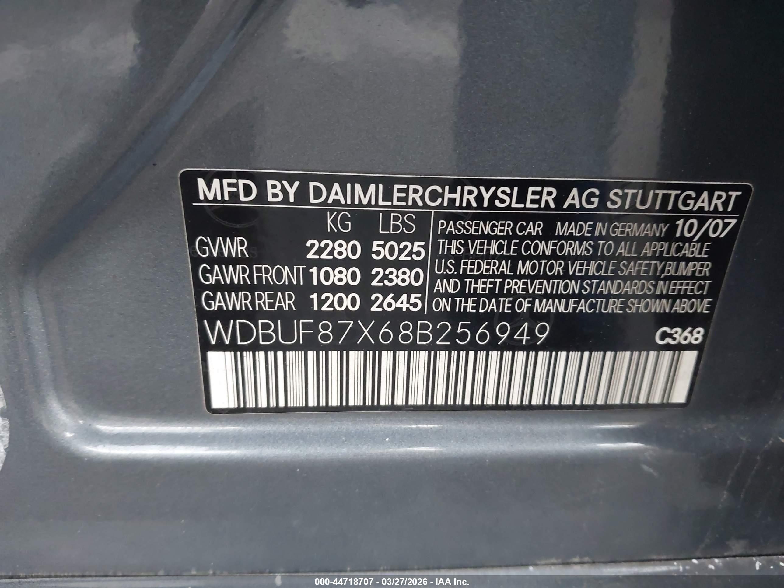 MERCEDES-BENZ E image 9