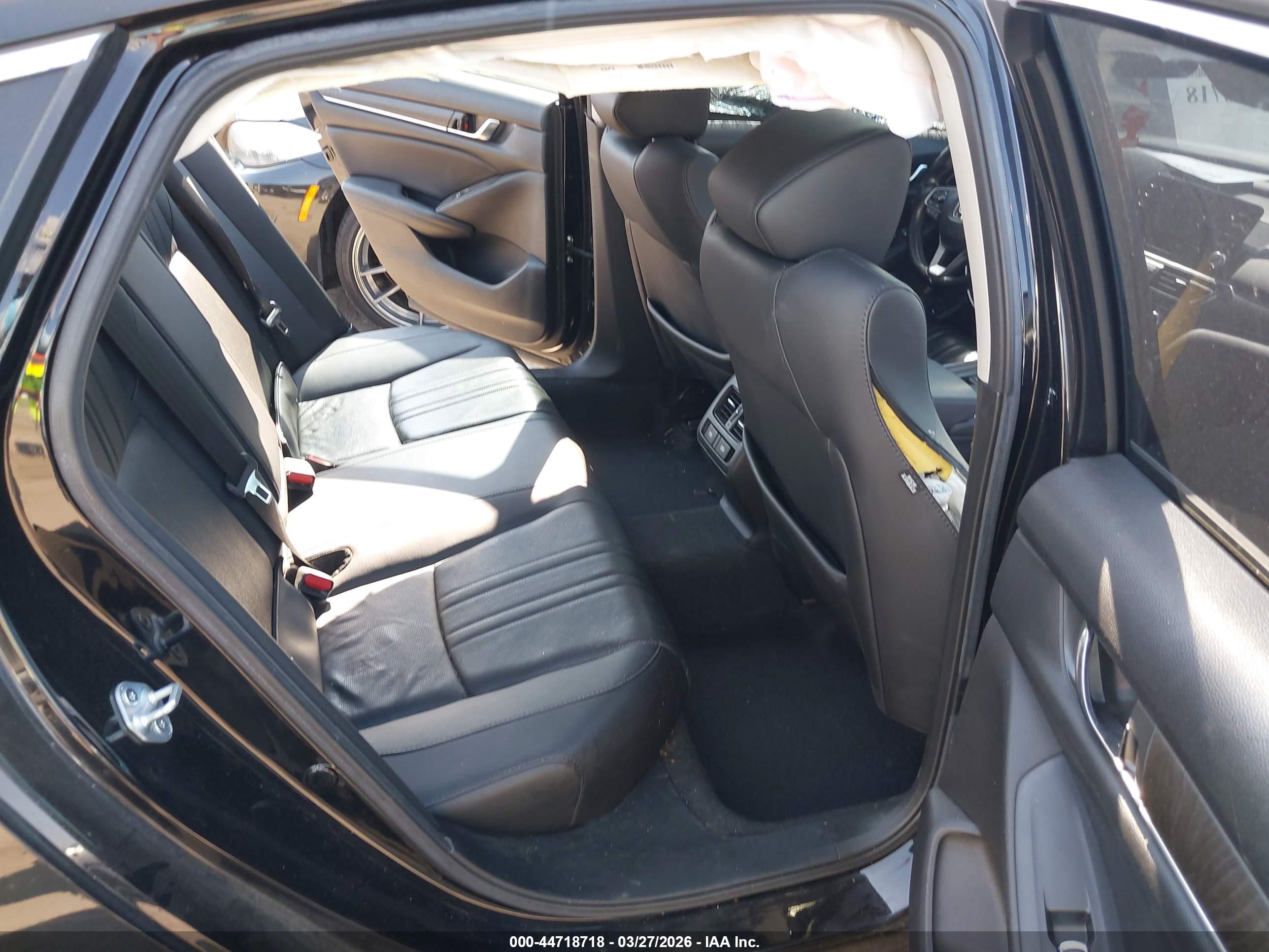 HONDA ACCORD image 8