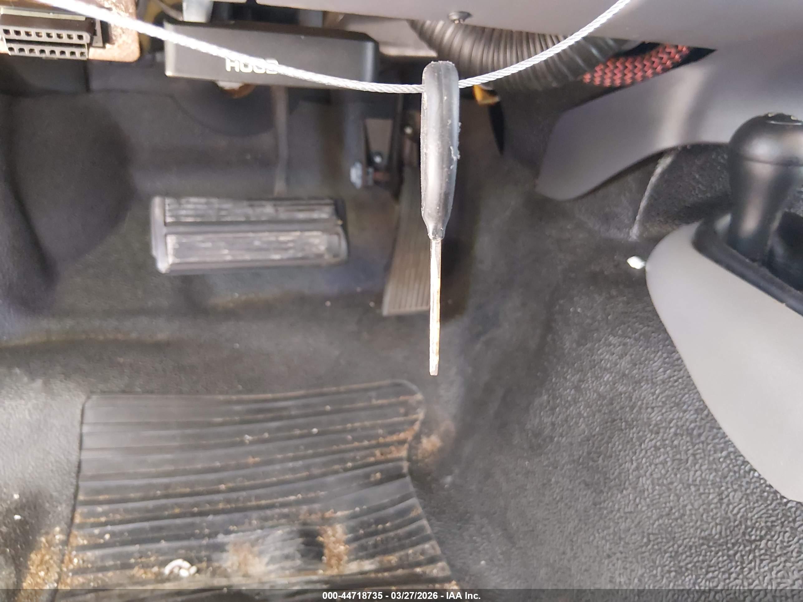 DODGE DAKOTA image 11