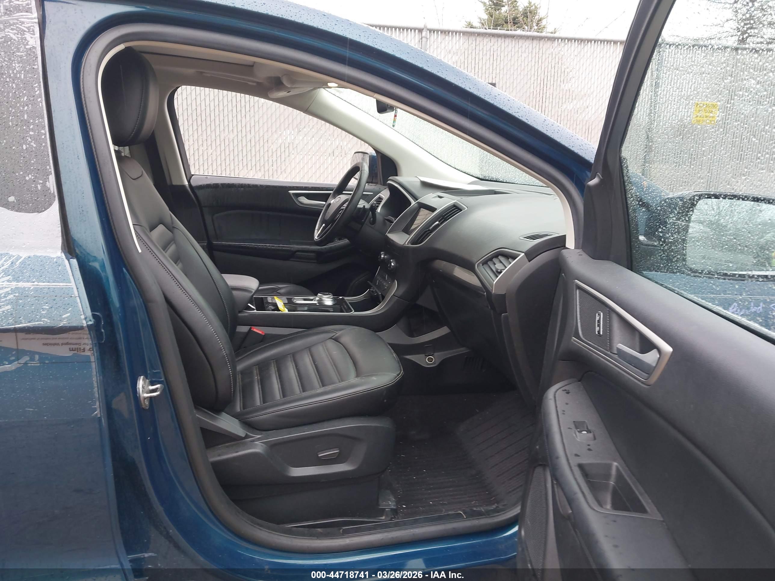 FORD EDGE image 5