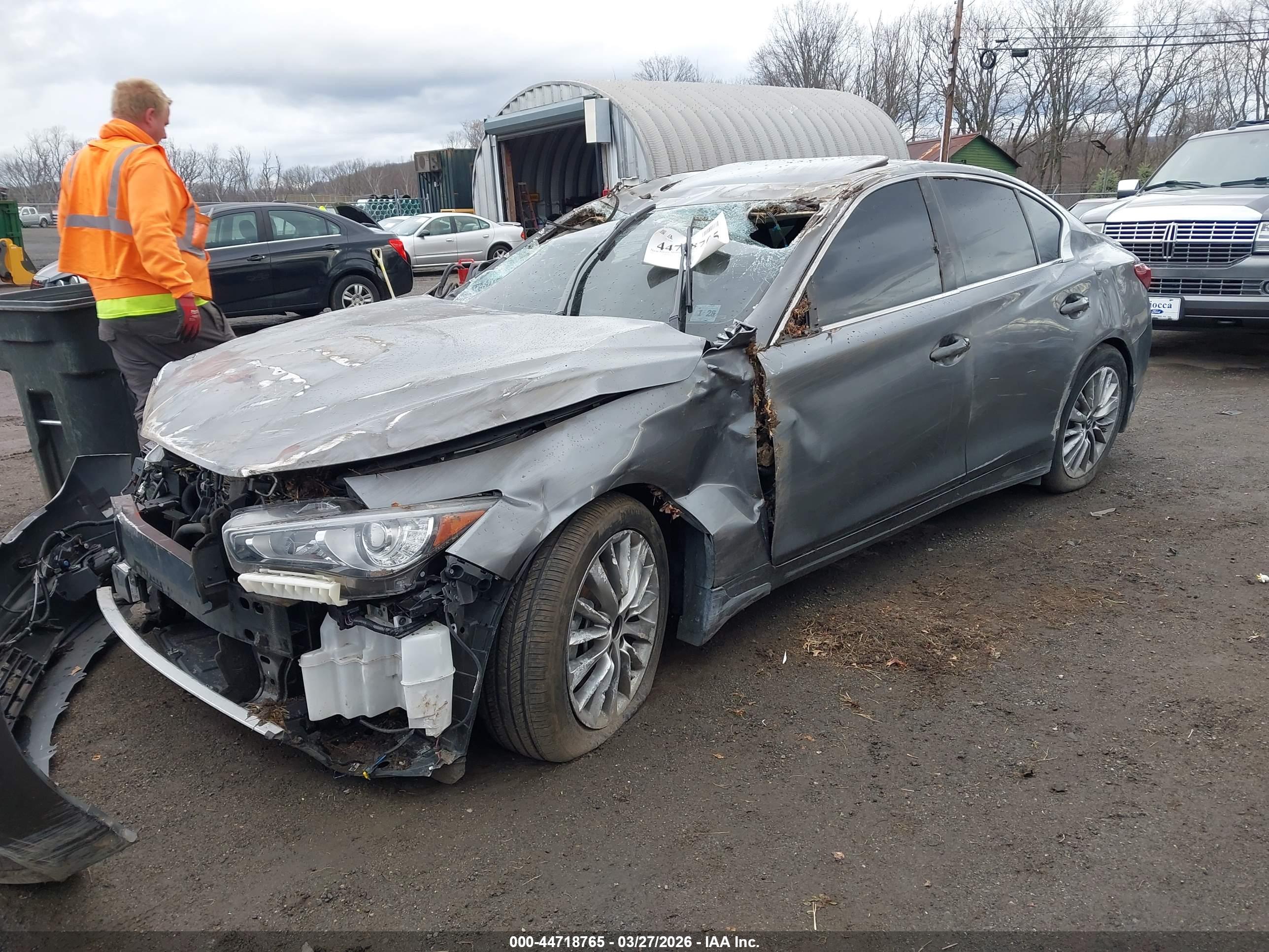 INFINITI Q50 image 2
