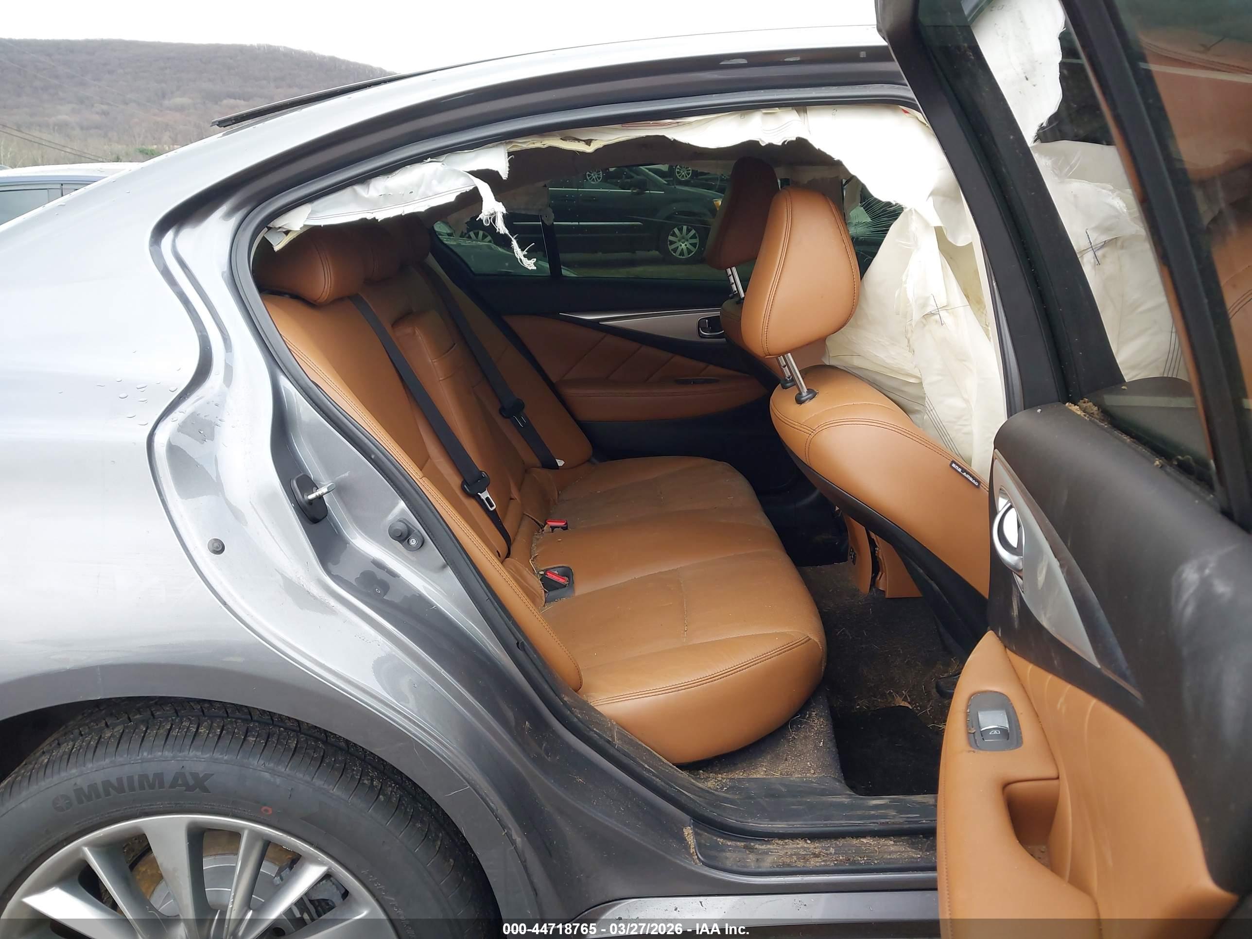 INFINITI Q50 image 8