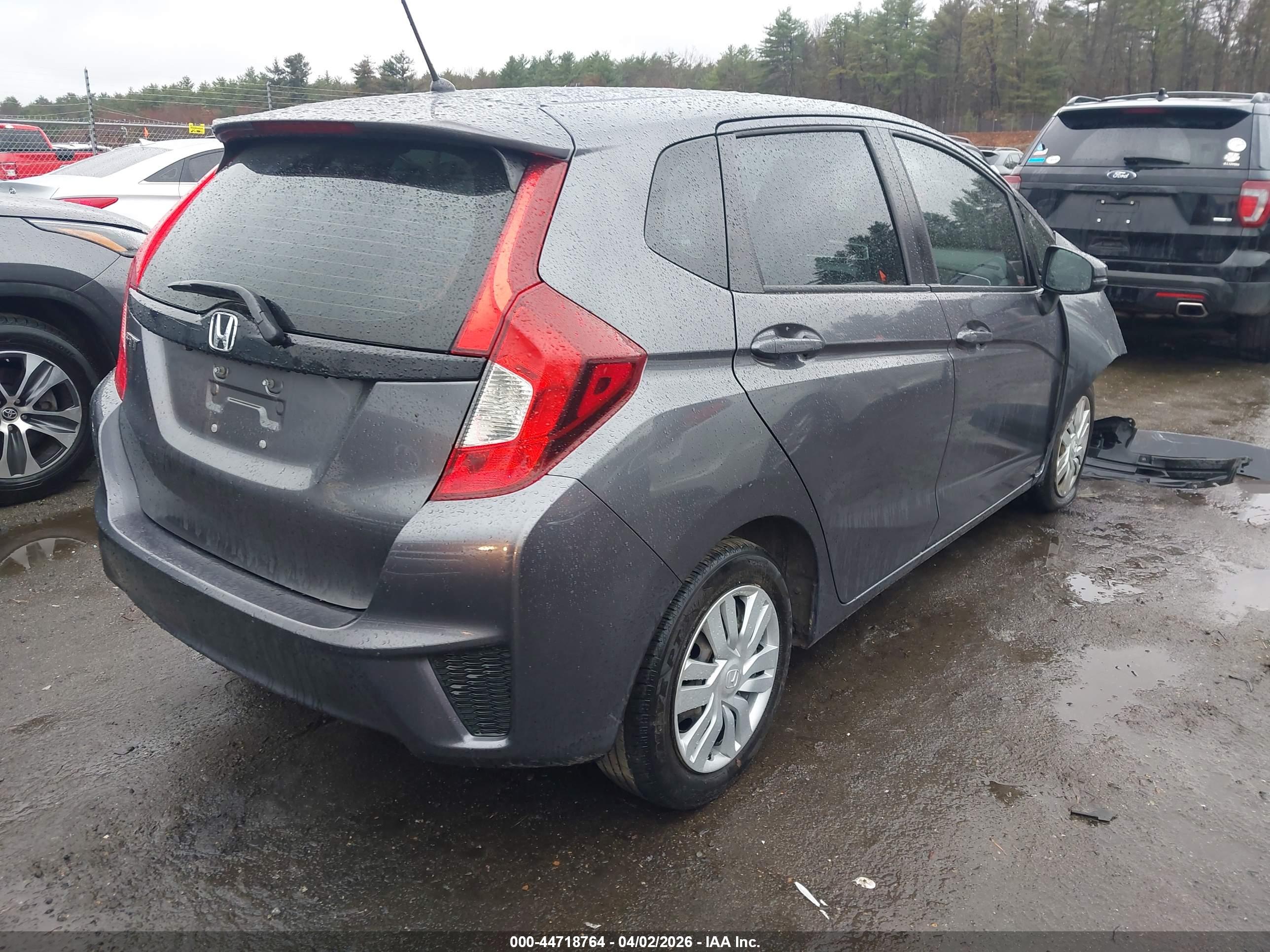 HONDA FIT image 4
