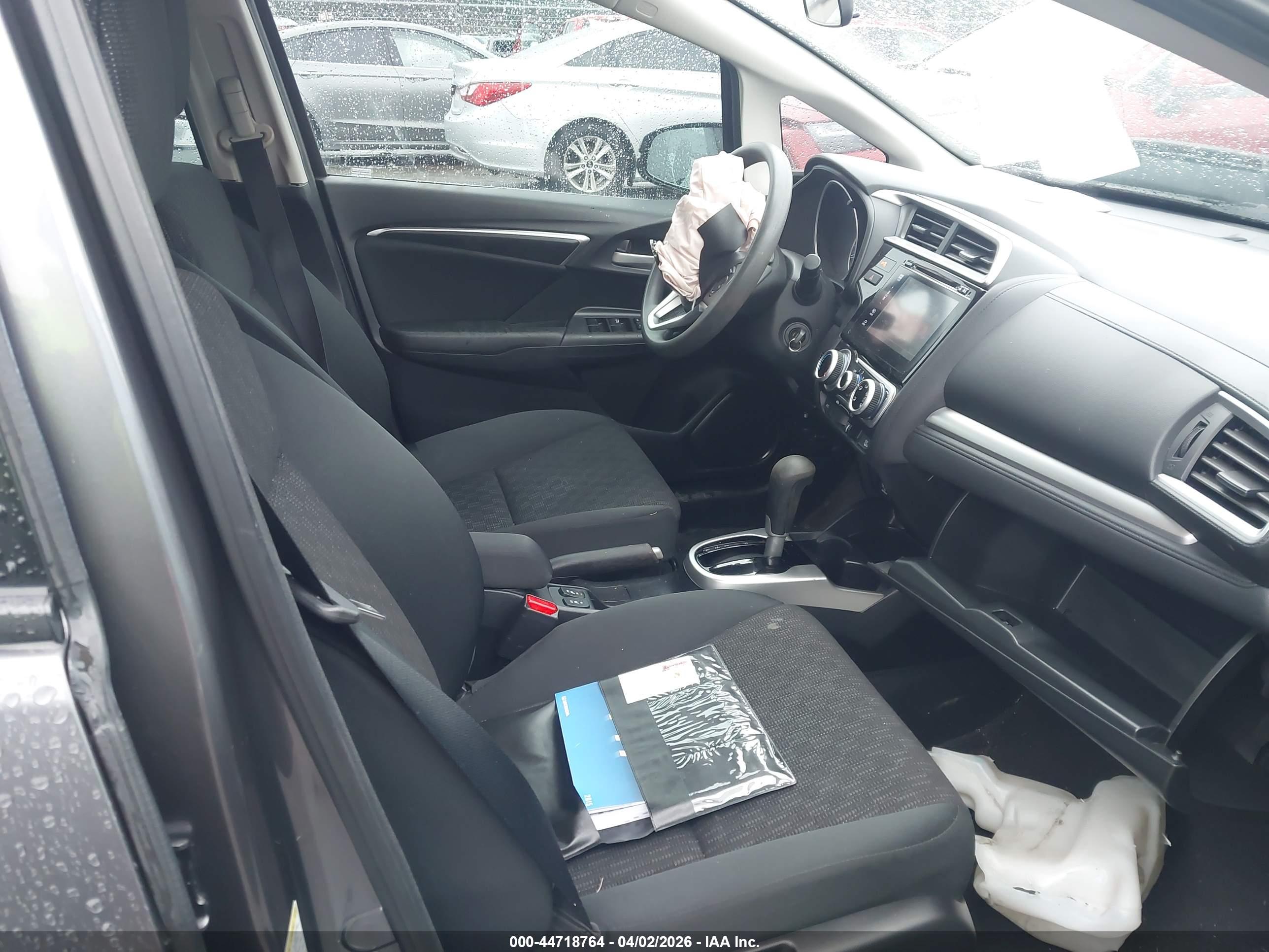 HONDA FIT image 5