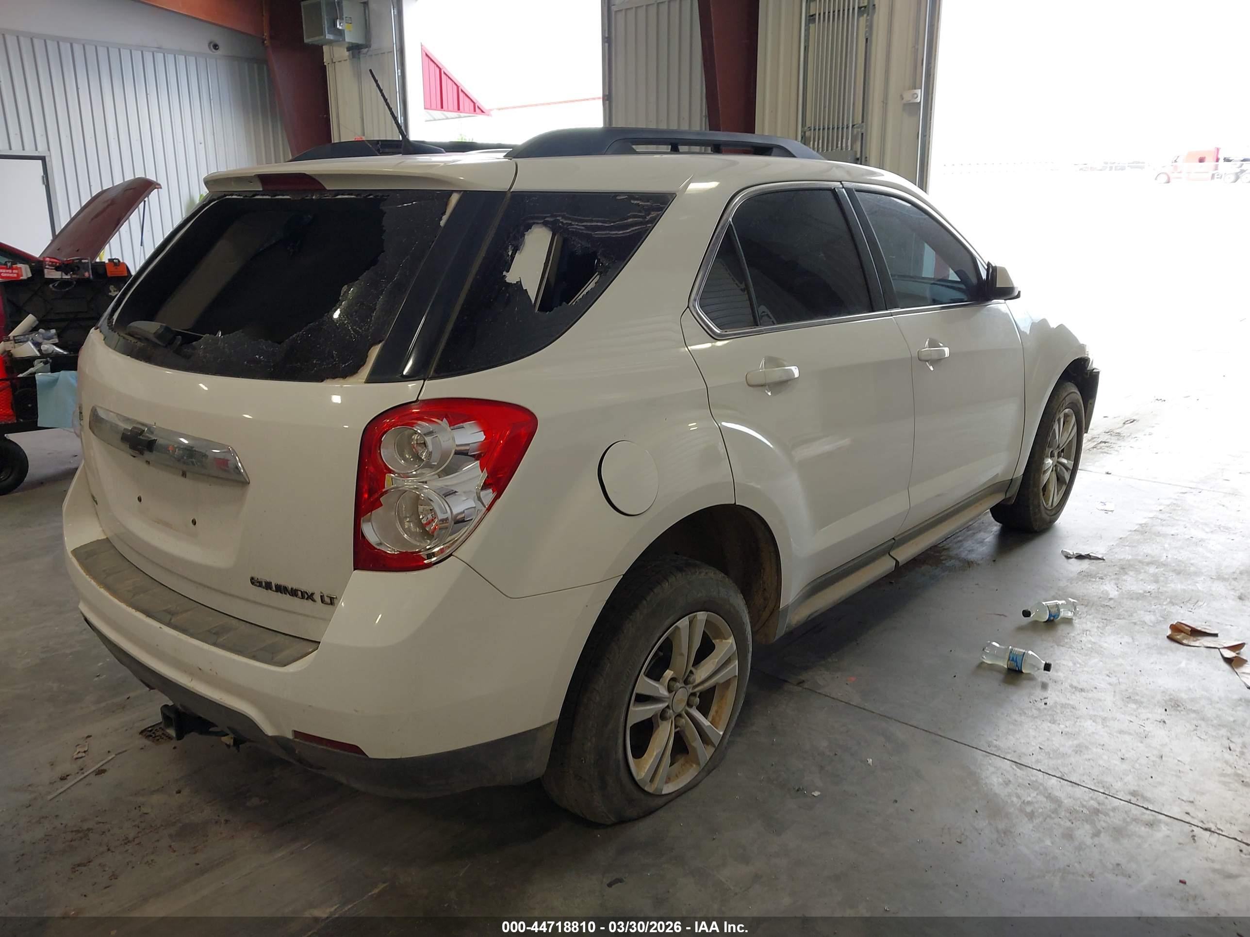 CHEVROLET EQUINOX image 4