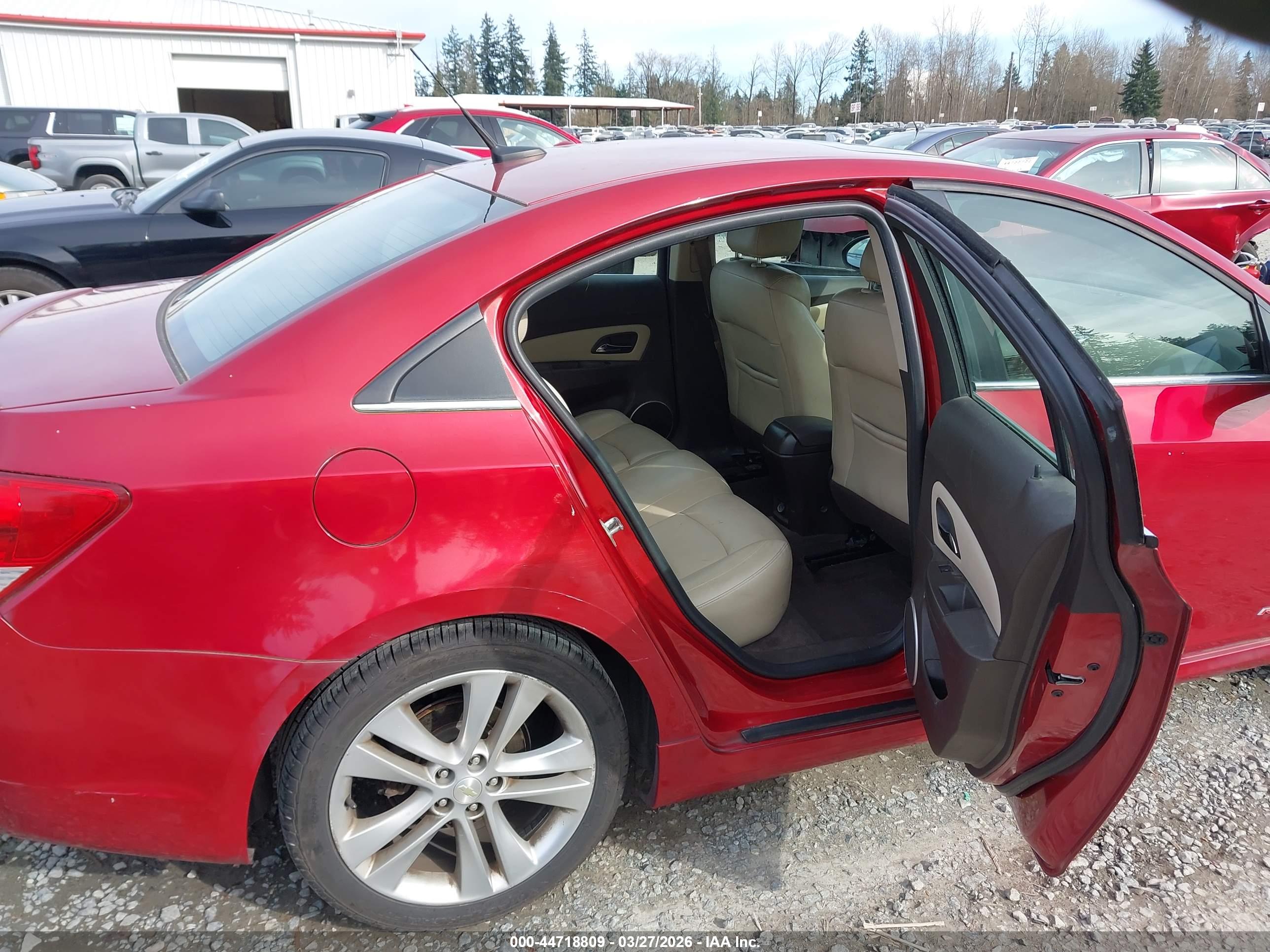 CHEVROLET CRUZE image 8