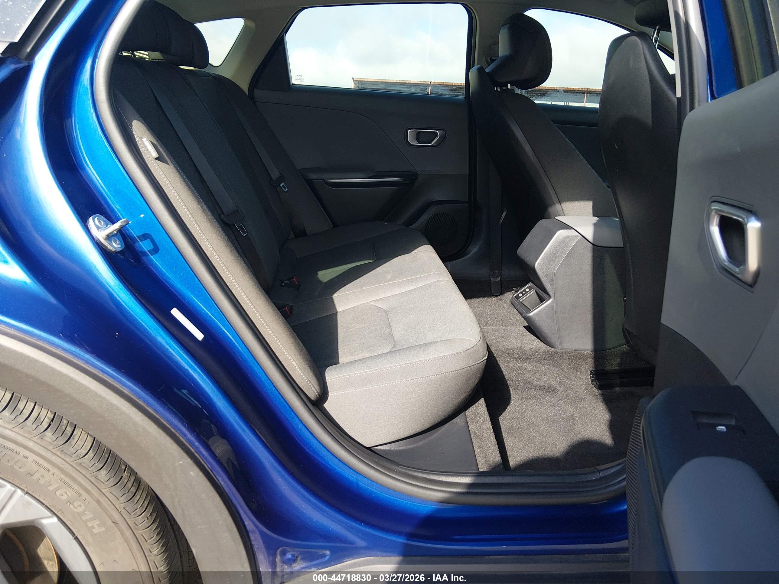 KIA K4 image 8