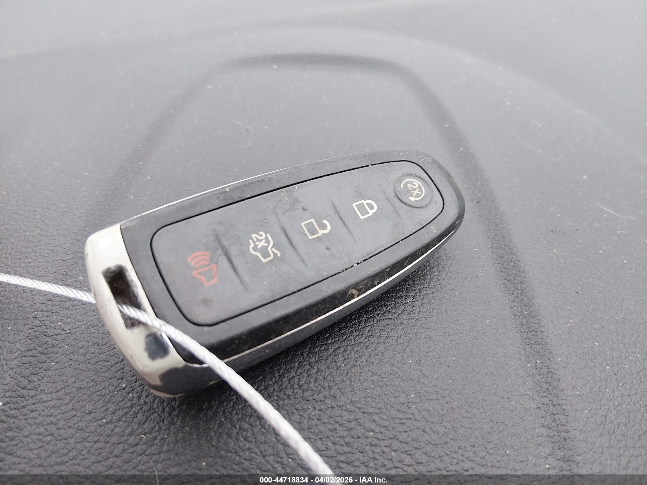 FORD ESCAPE image 11