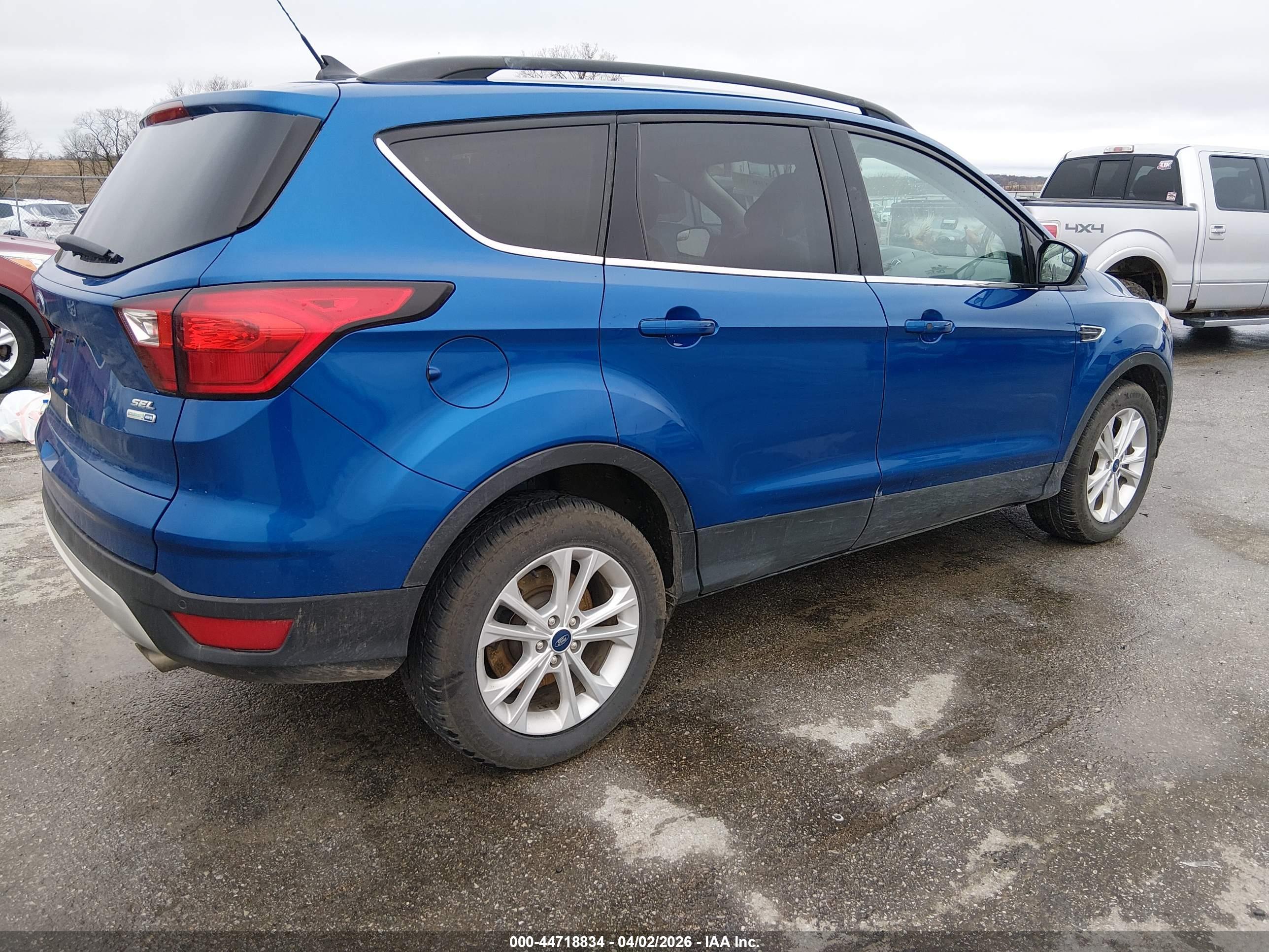 FORD ESCAPE image 4