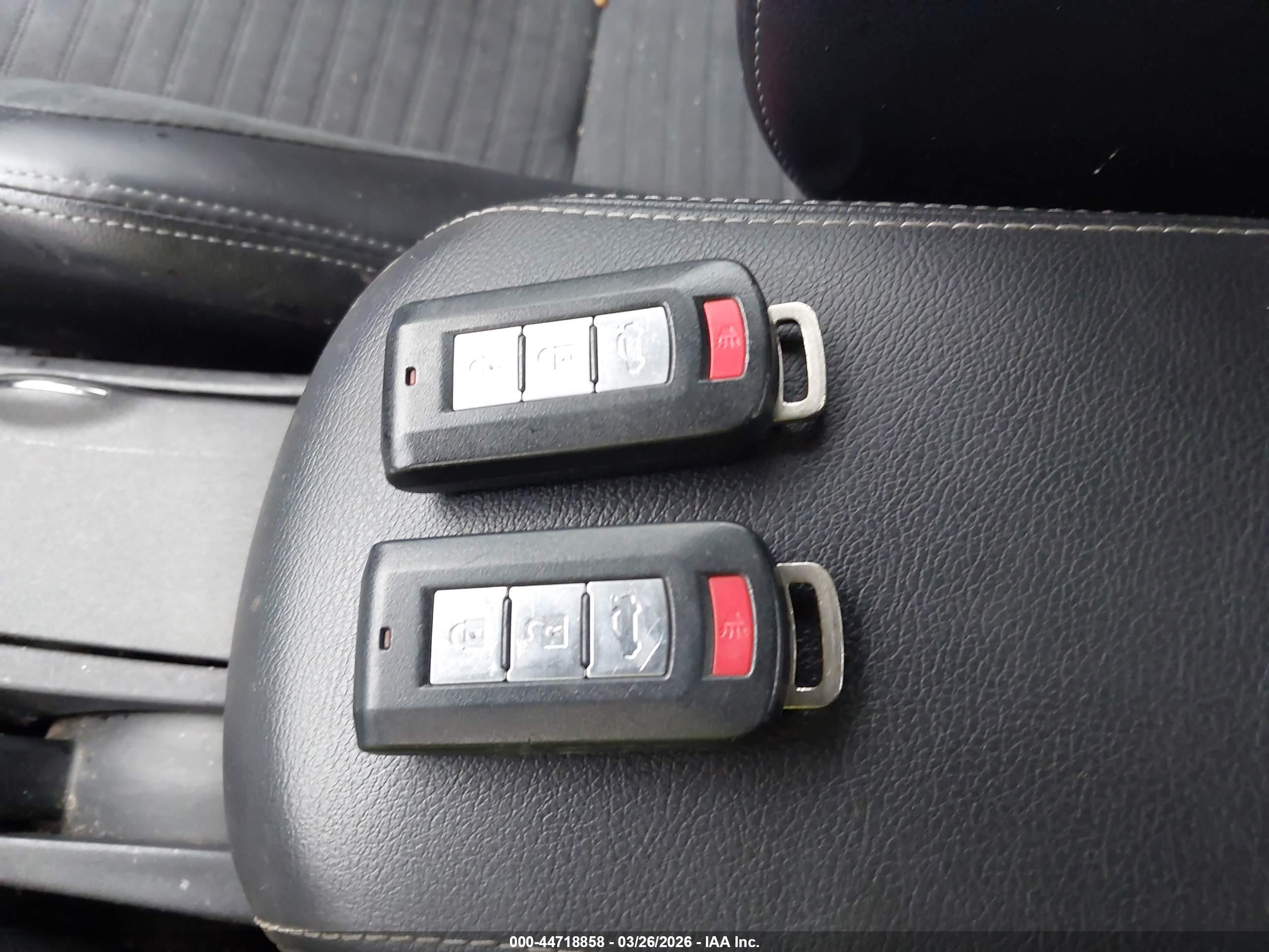 MITSUBISHI LANCER image 11