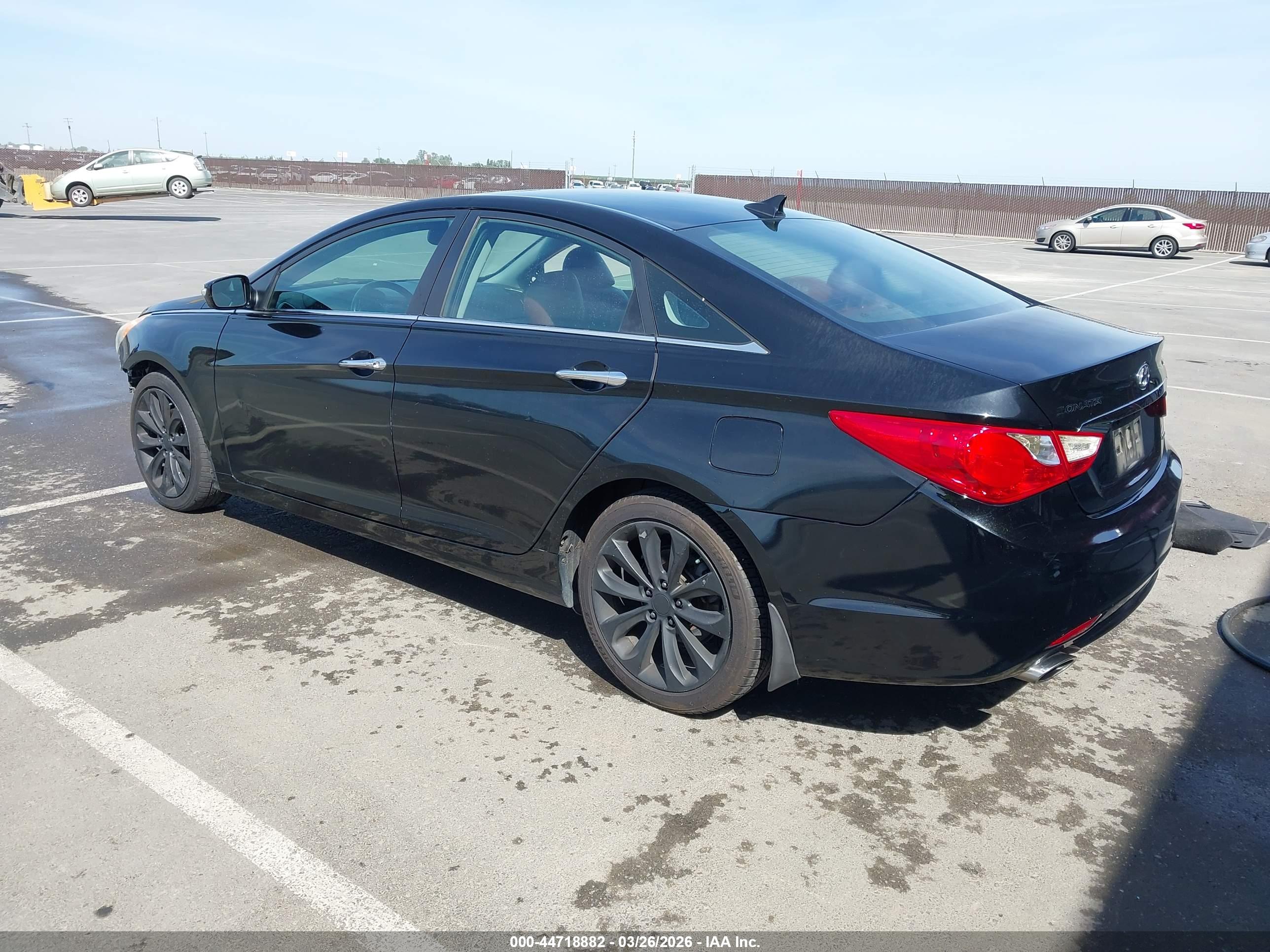 HYUNDAI SONATA image 3