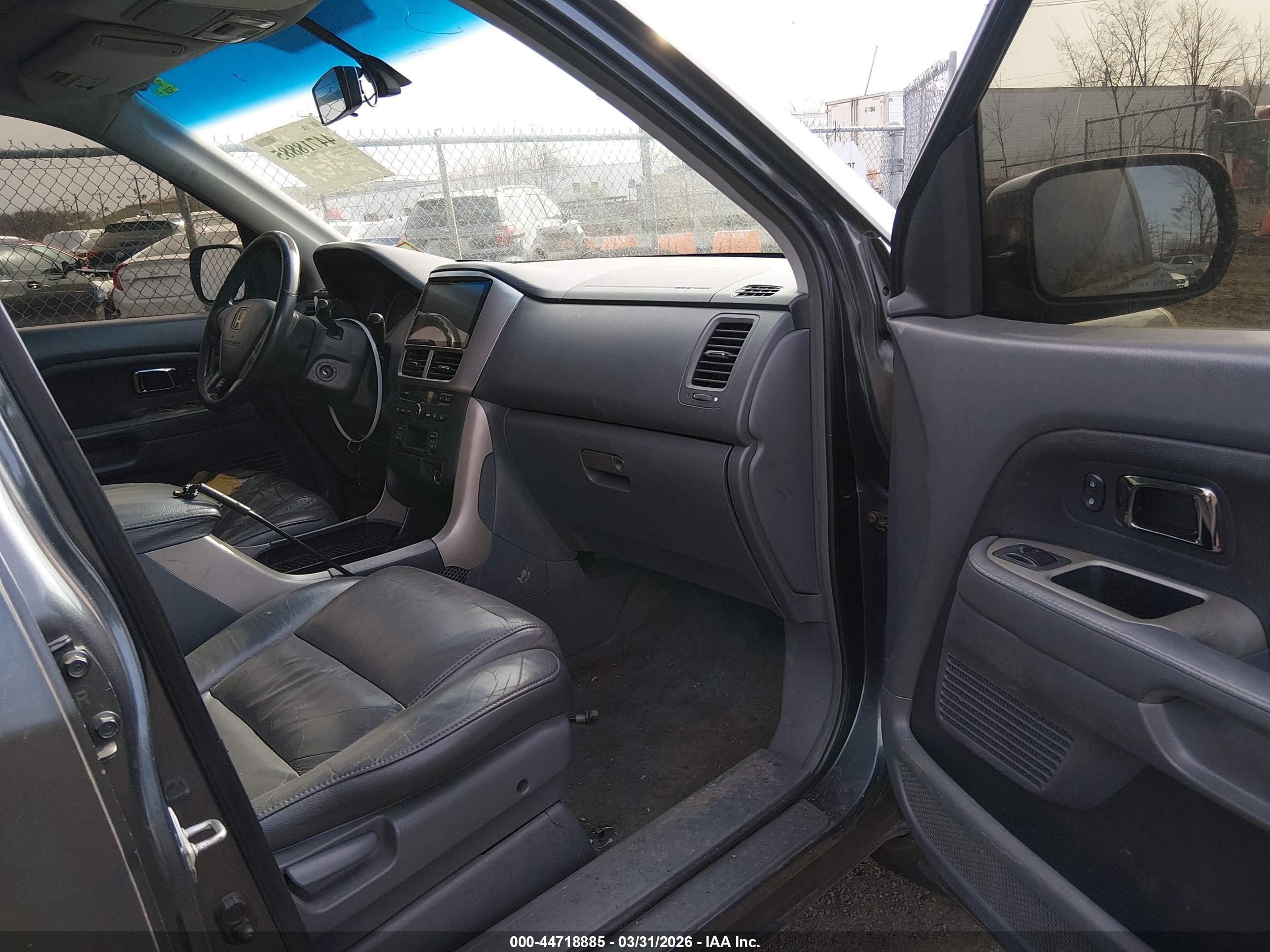 HONDA PILOT image 5