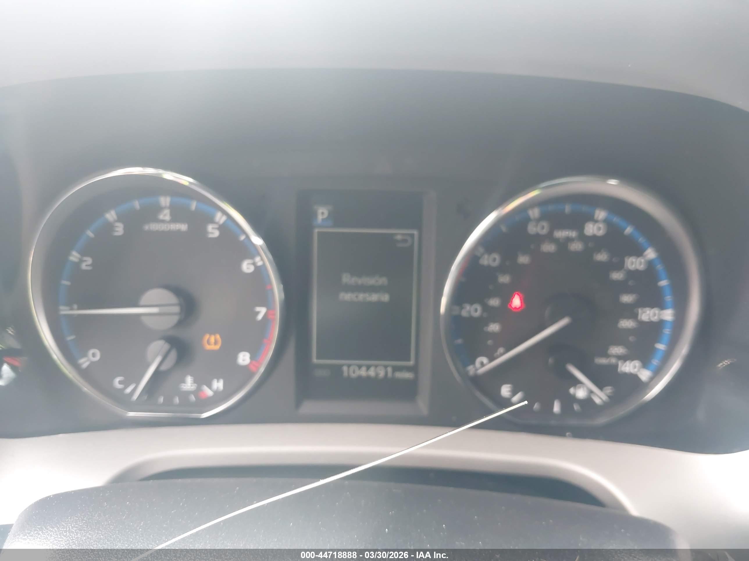 TOYOTA RAV4 image 7
