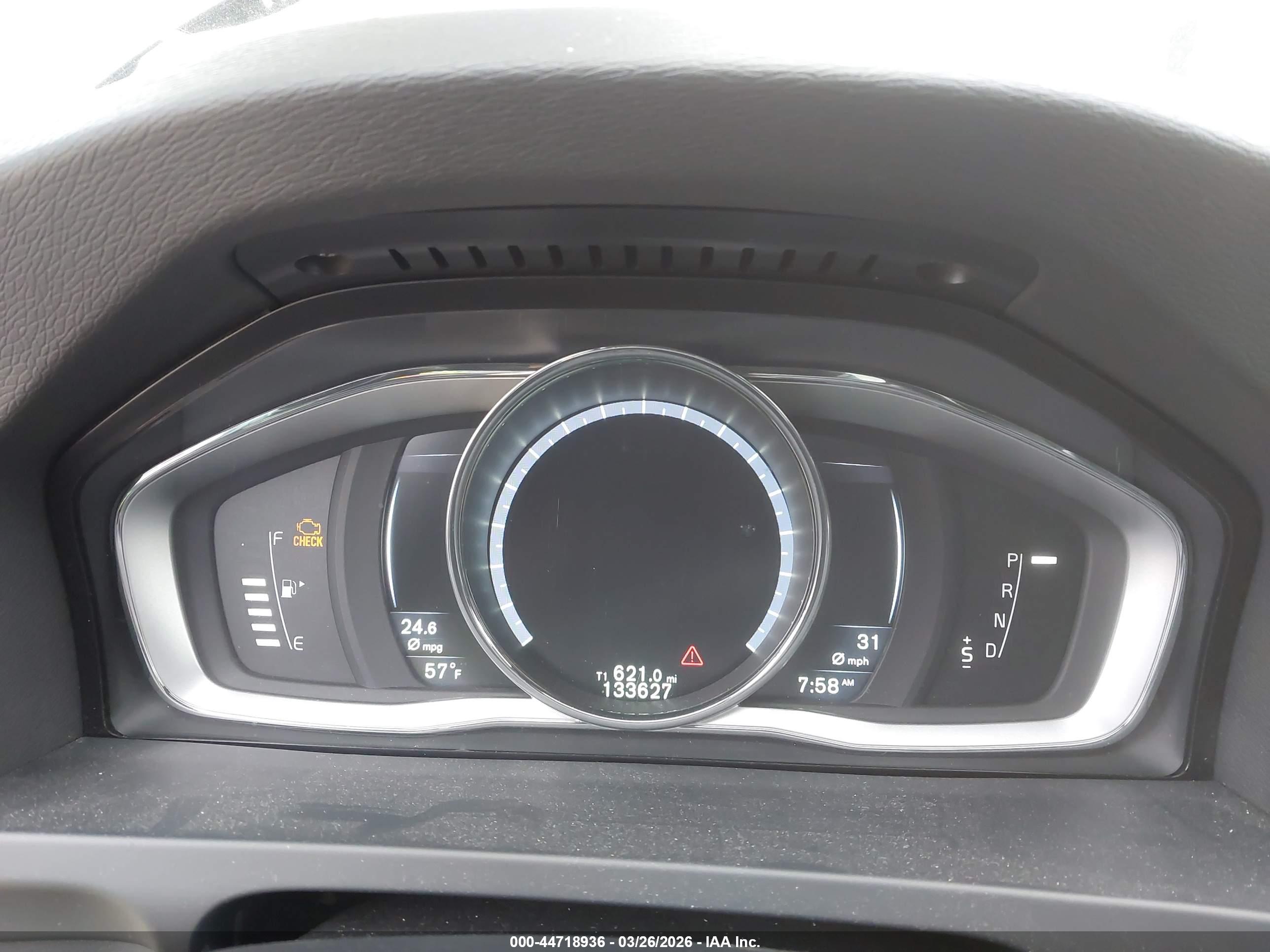 VOLVO S60 image 7