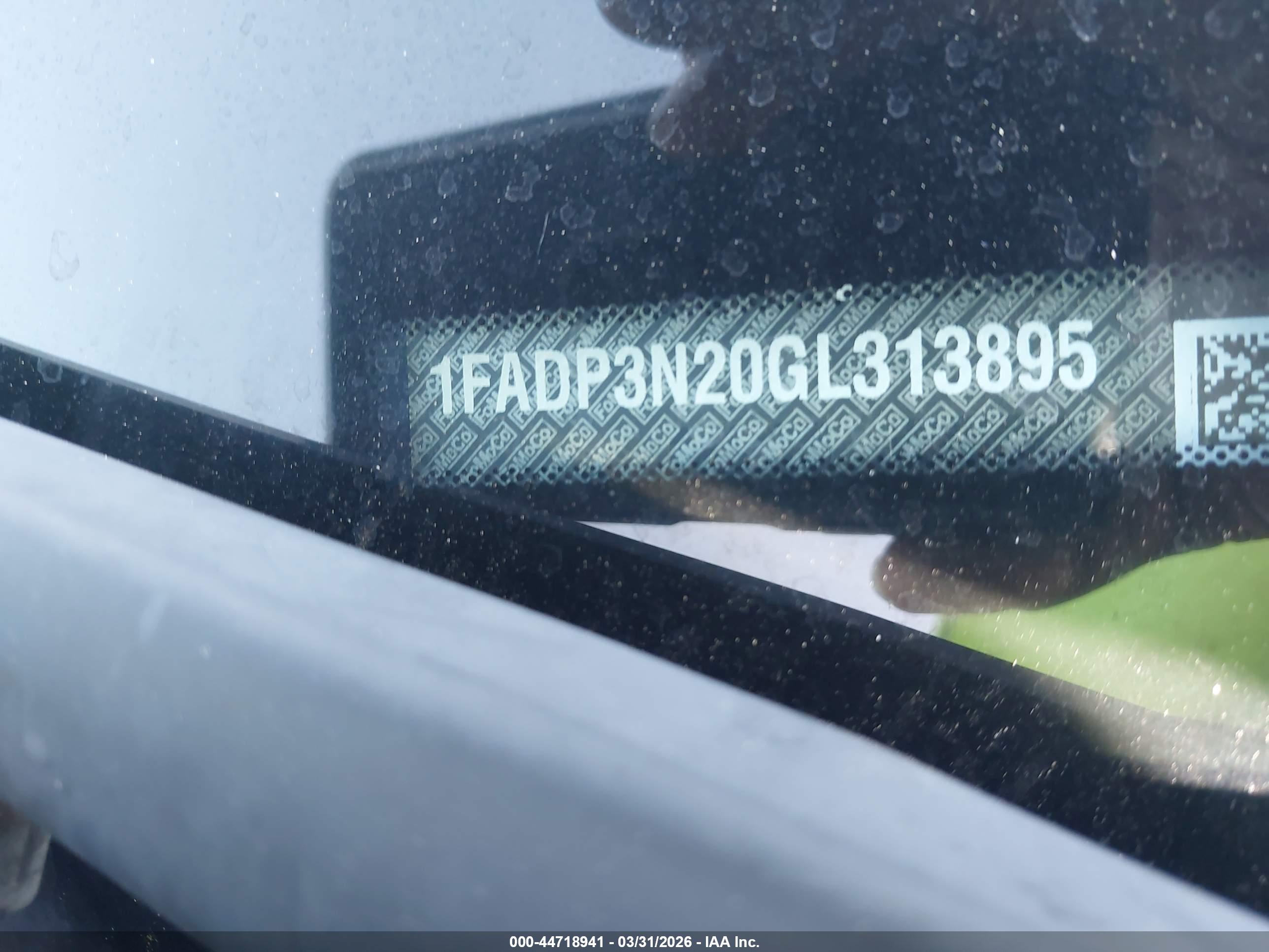 FORD FOCUS image 9