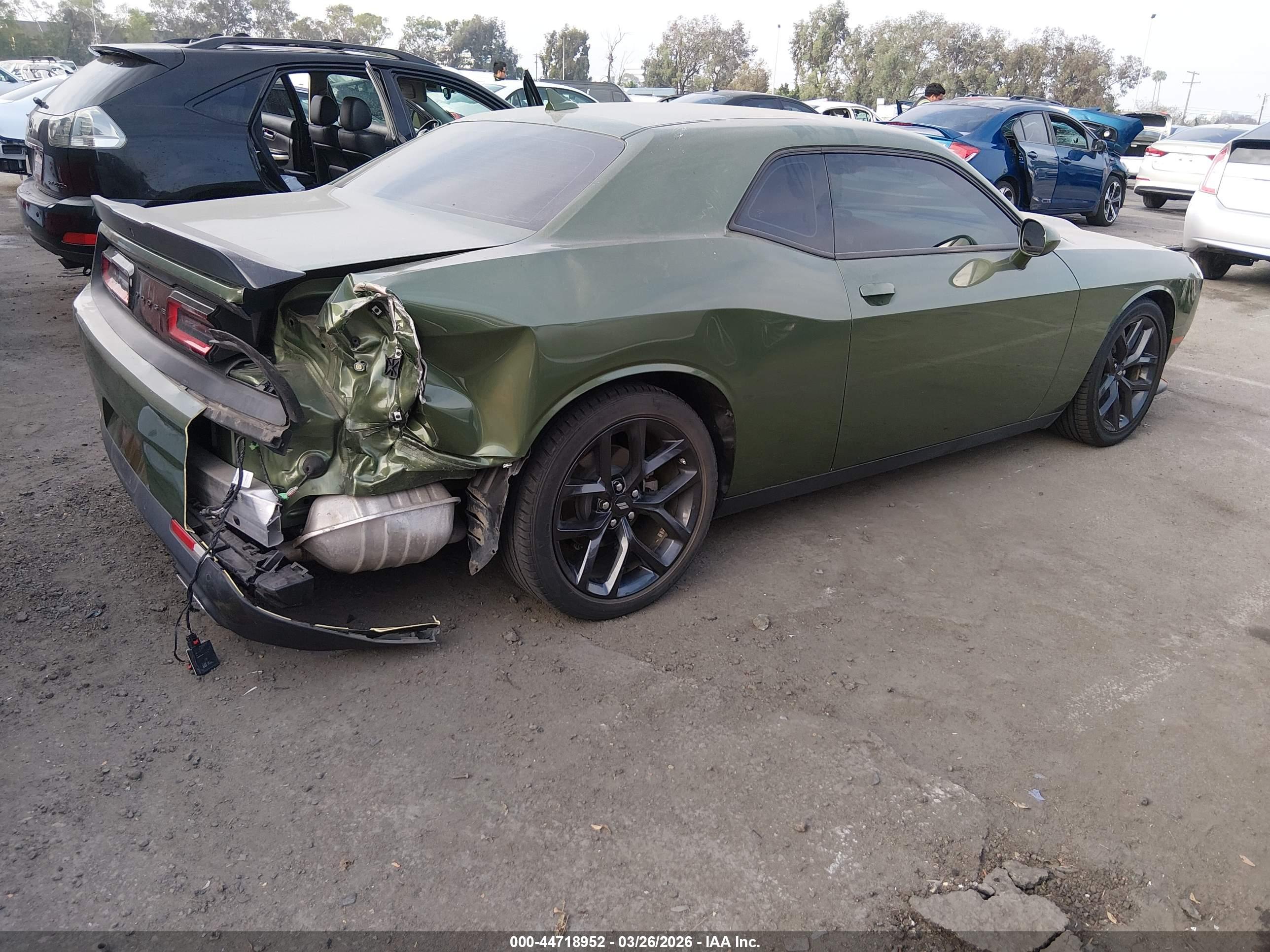 DODGE CHALLENGER image 4