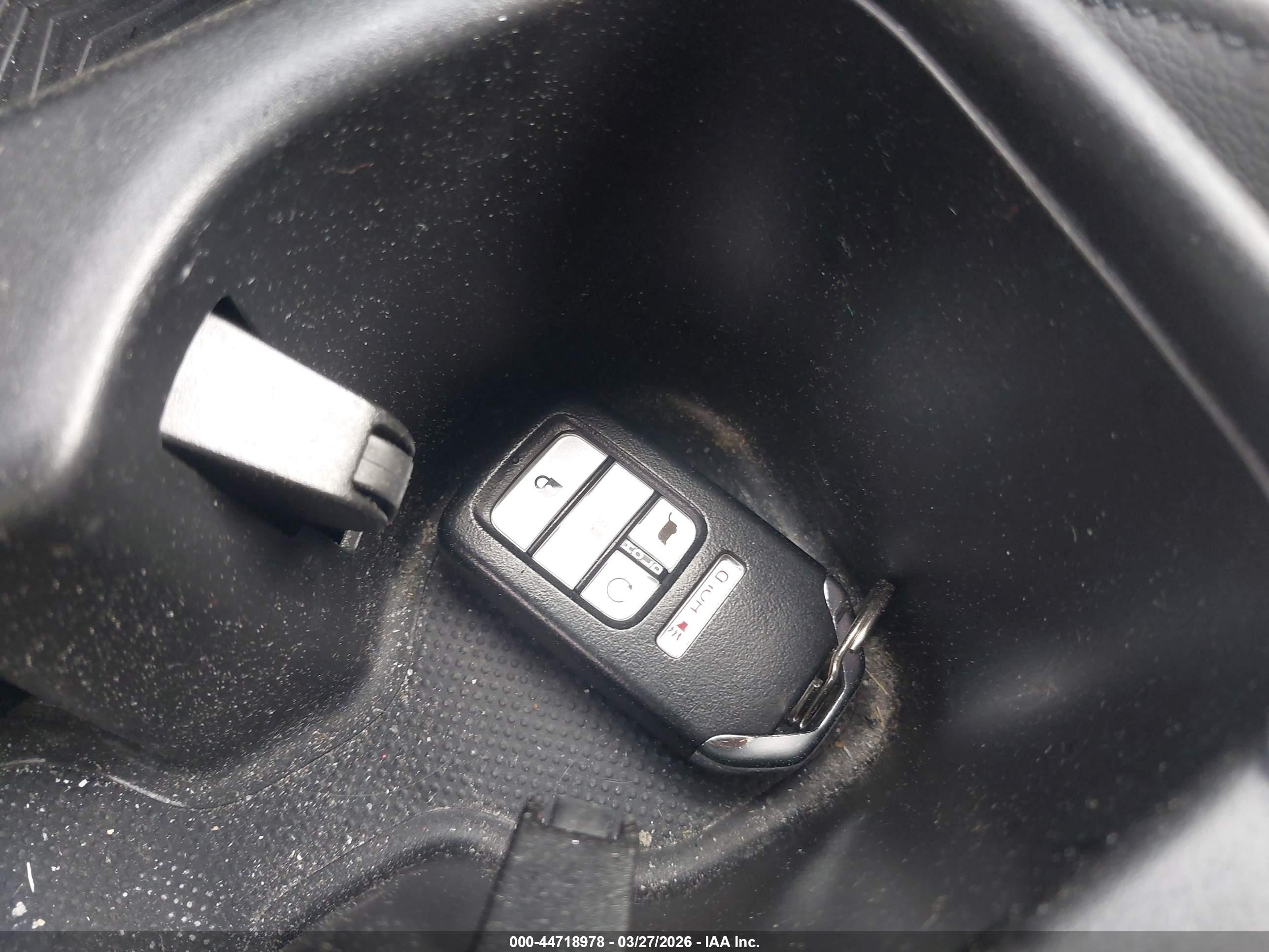 HONDA CR-V image 11