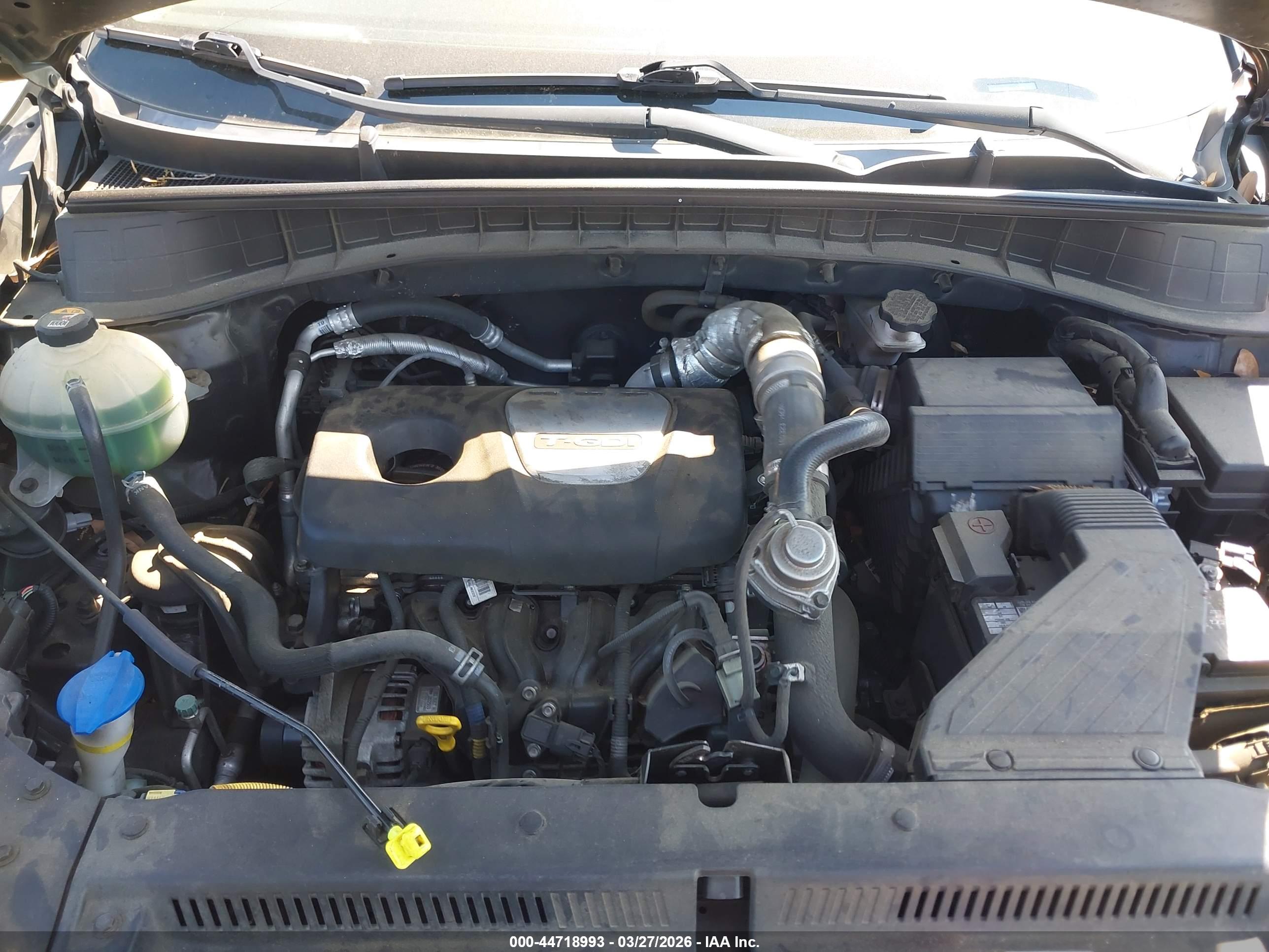 HYUNDAI TUCSON image 10
