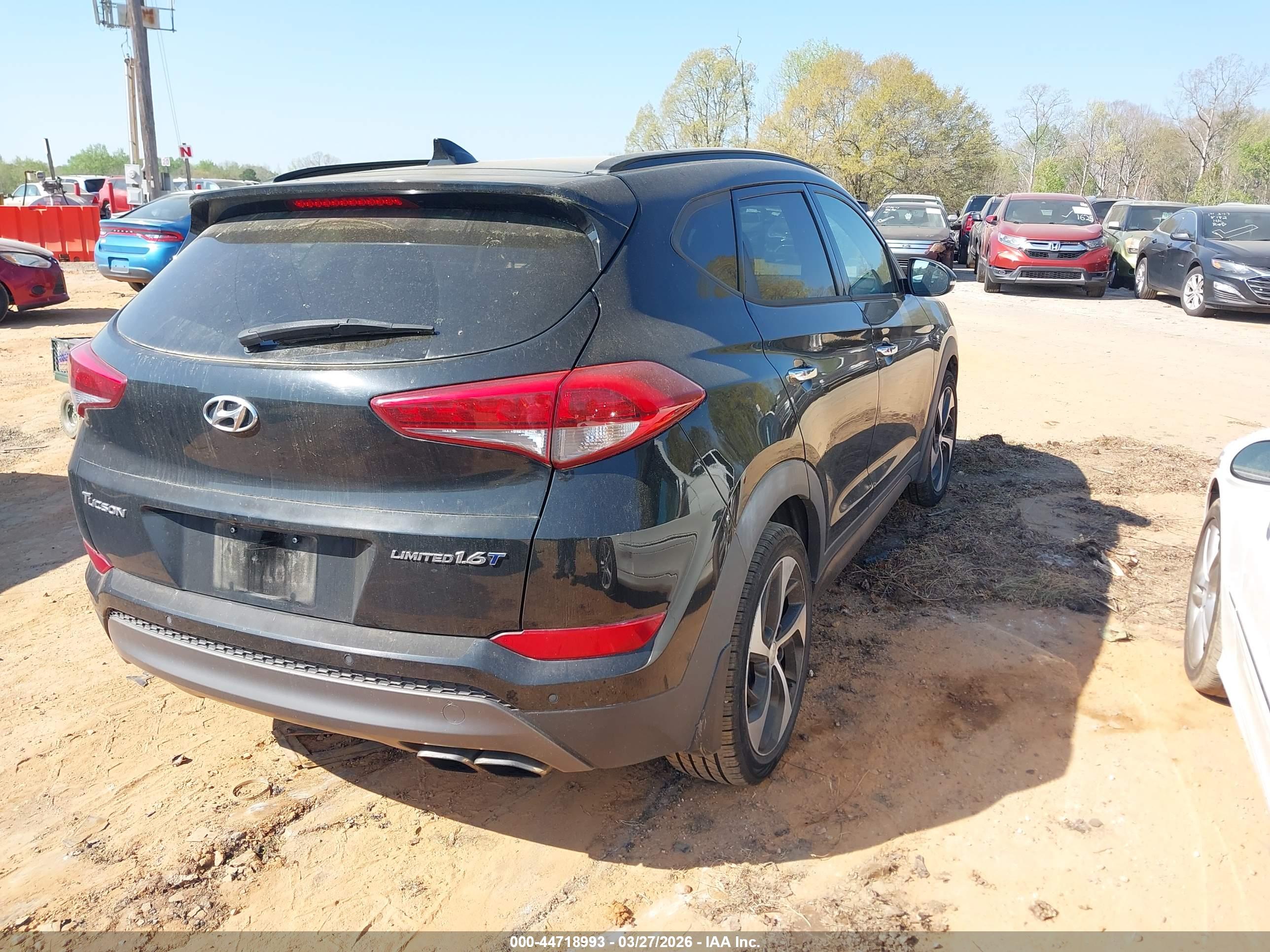 HYUNDAI TUCSON image 4