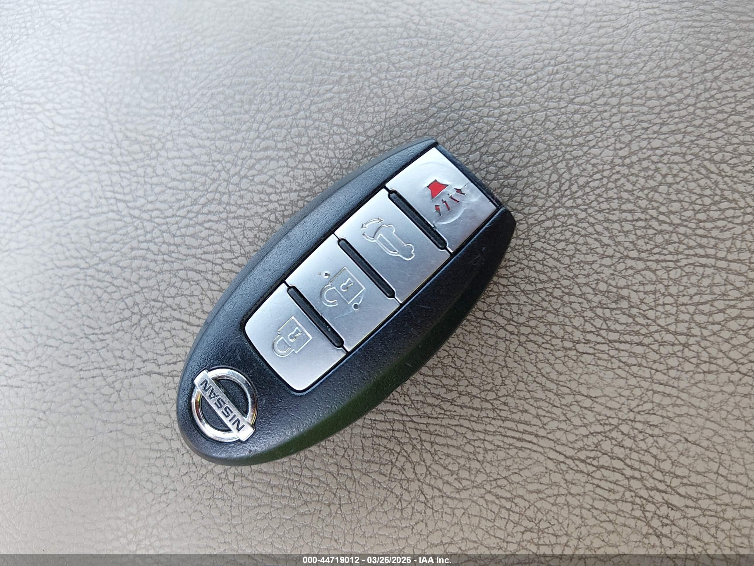 NISSAN MURANO image 11