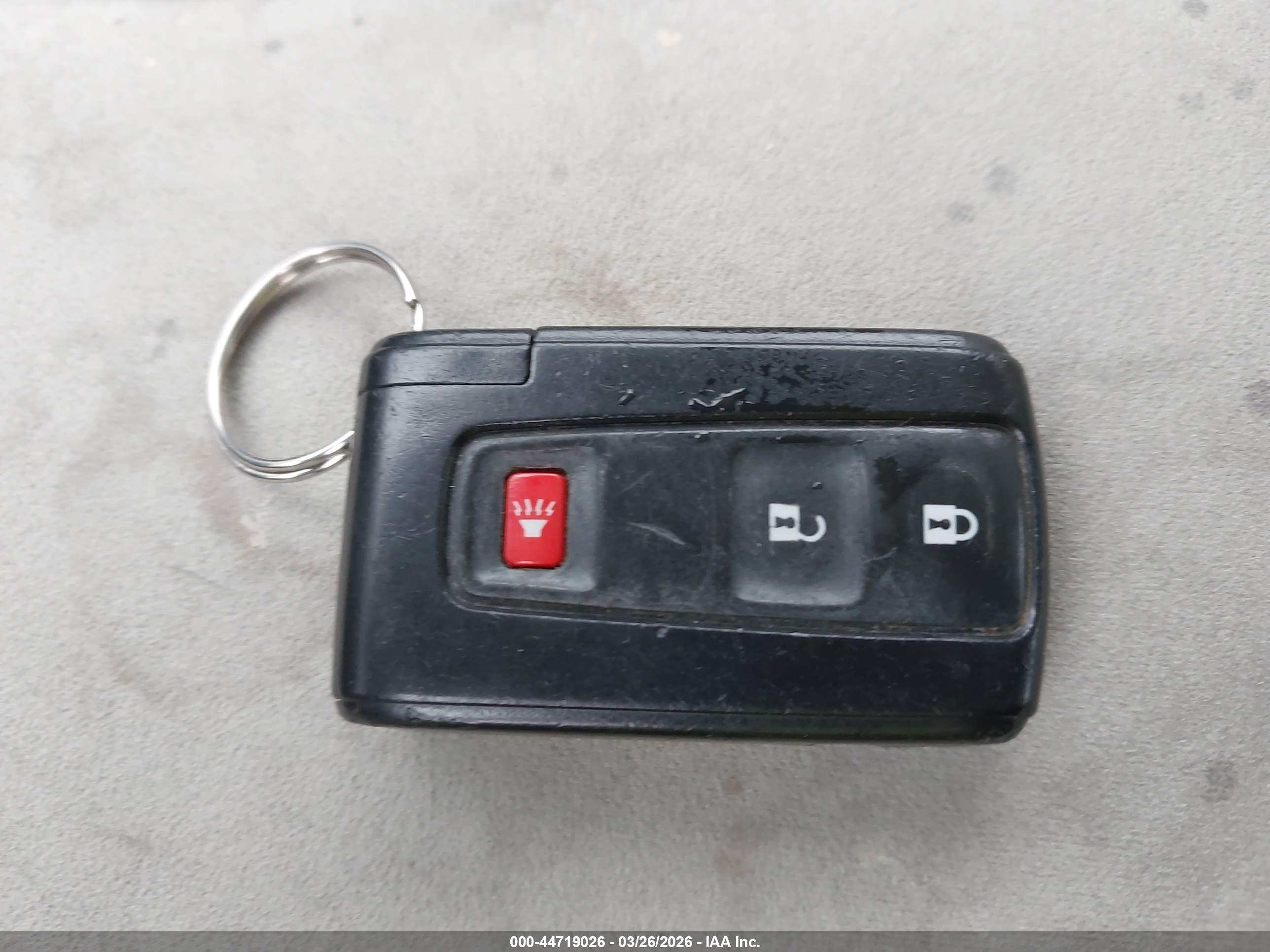 TOYOTA PRIUS image 11