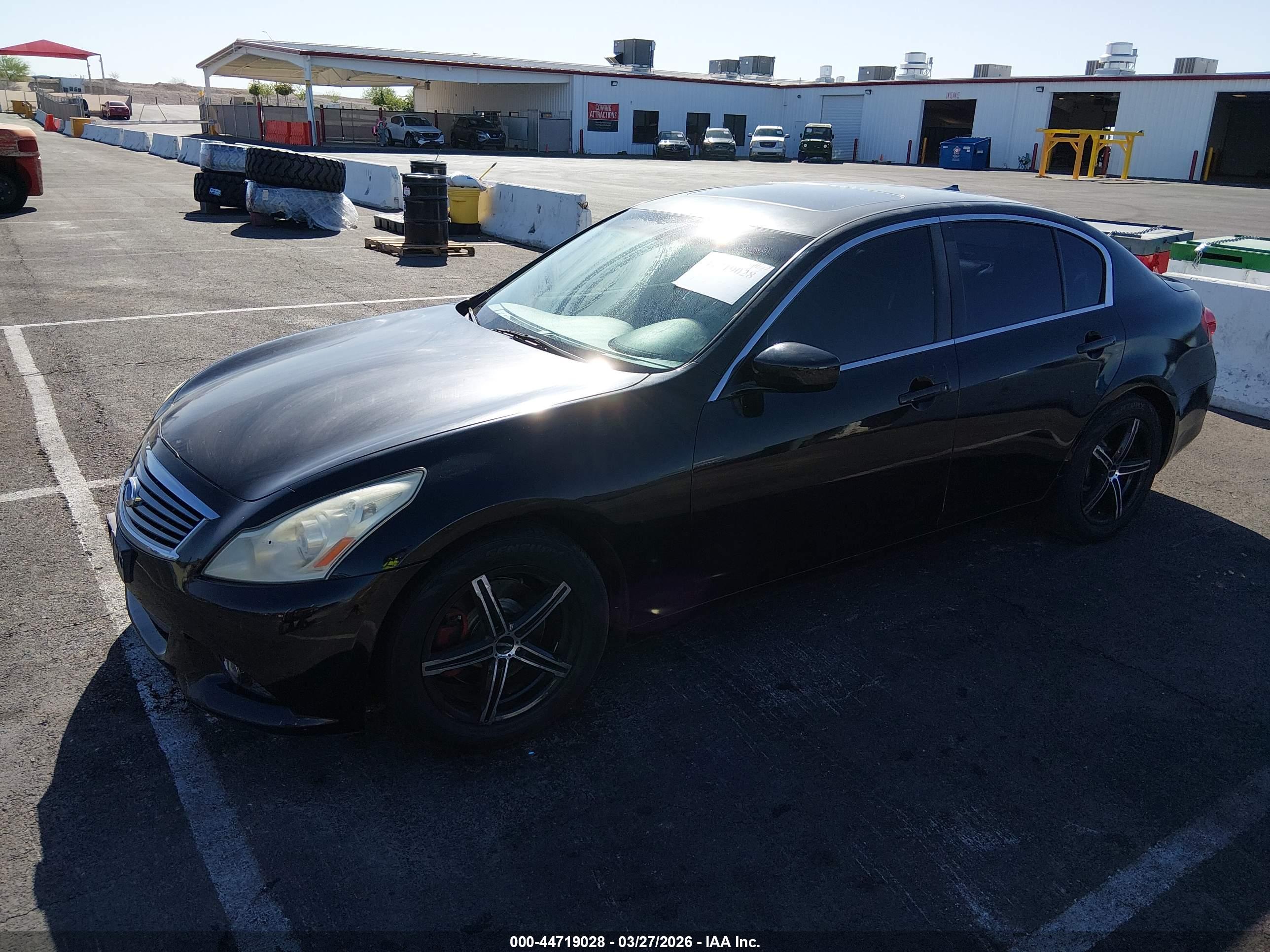 INFINITI G25 image 2