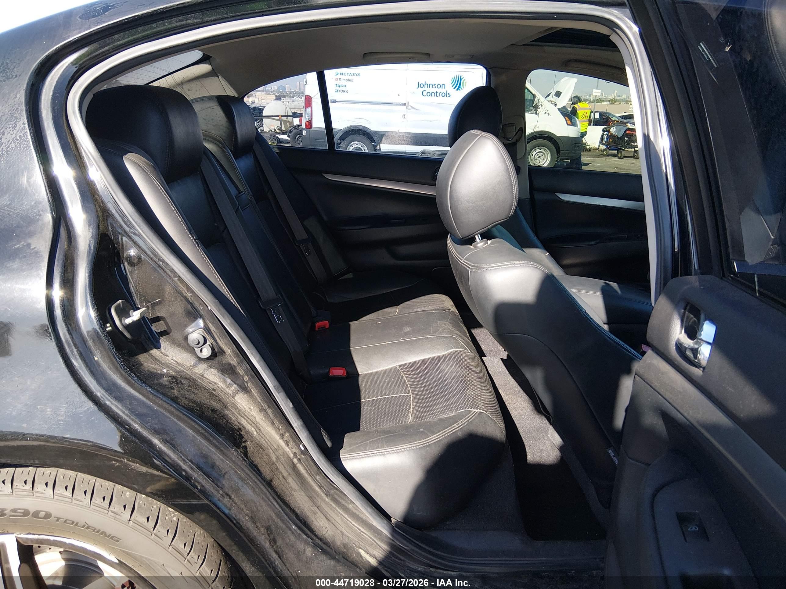 INFINITI G25 image 8