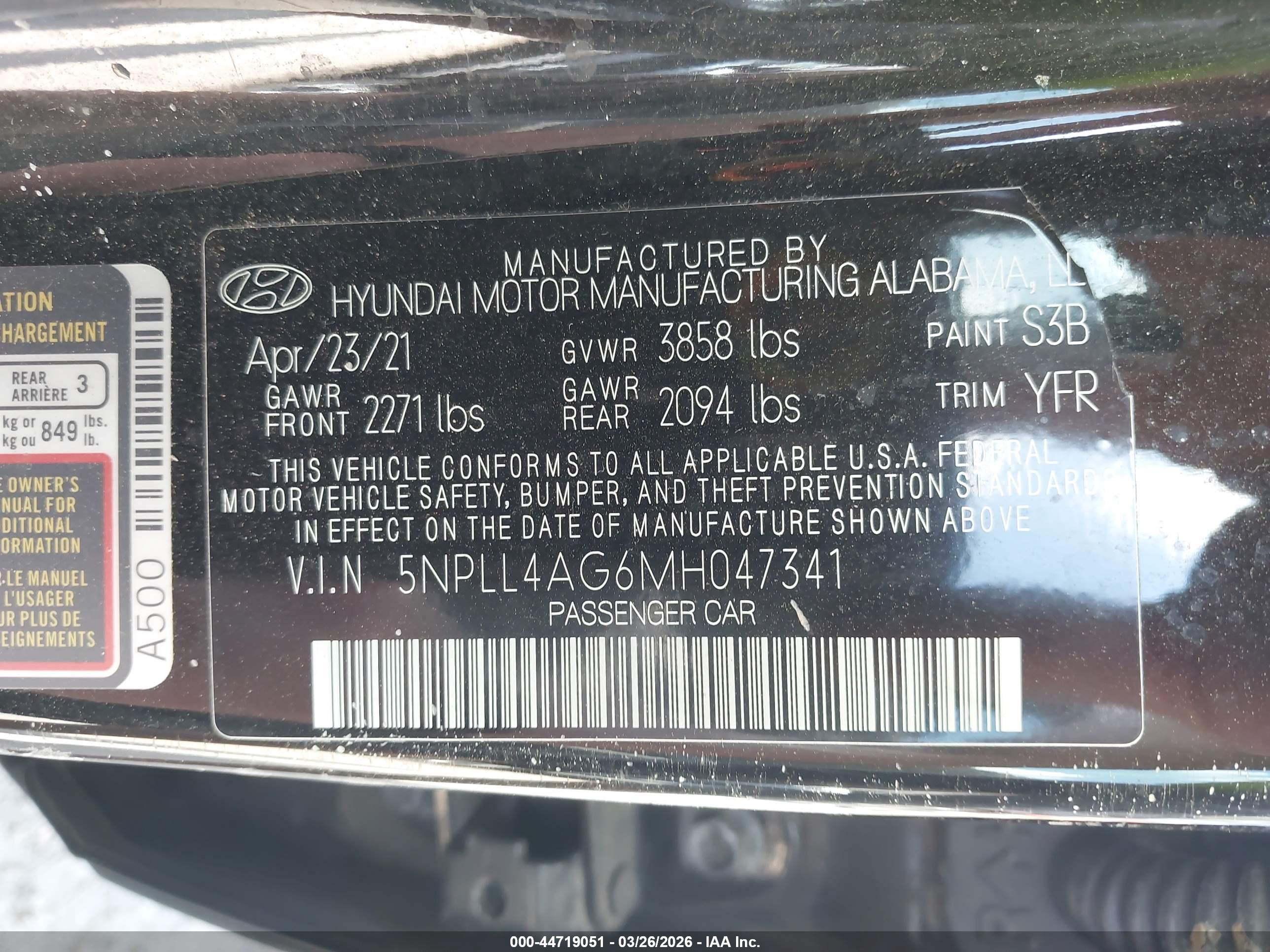 HYUNDAI ELANTRA image 9
