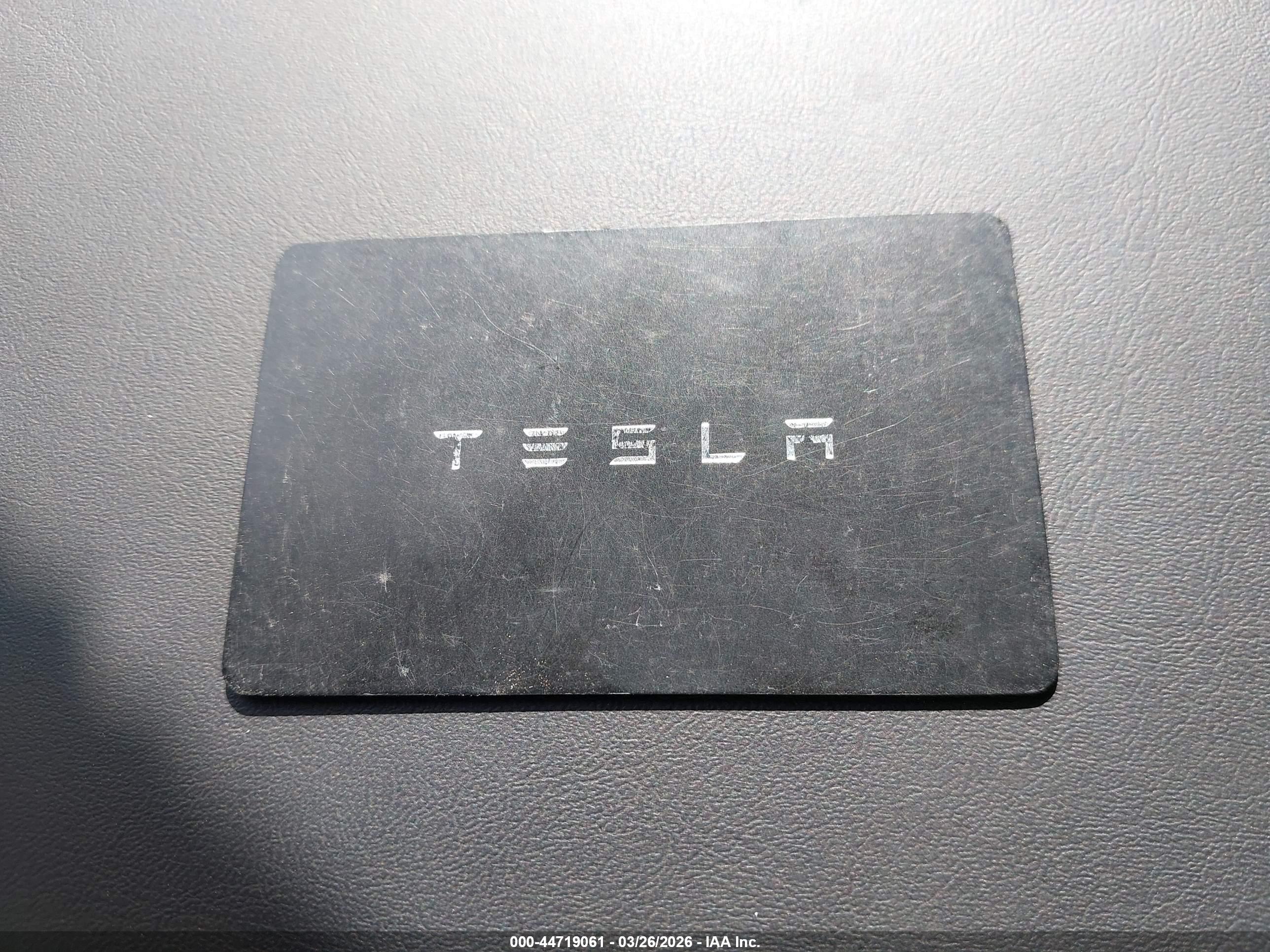 TESLA MODEL image 11